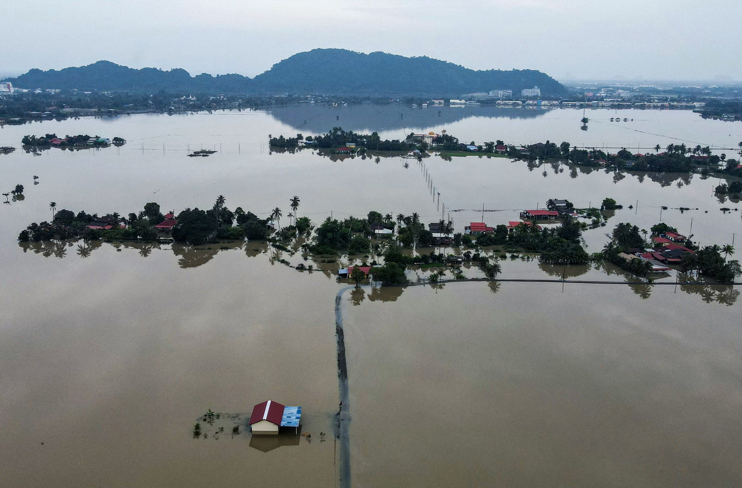 Death toll in floods ravaging Southeast Asia tops 150