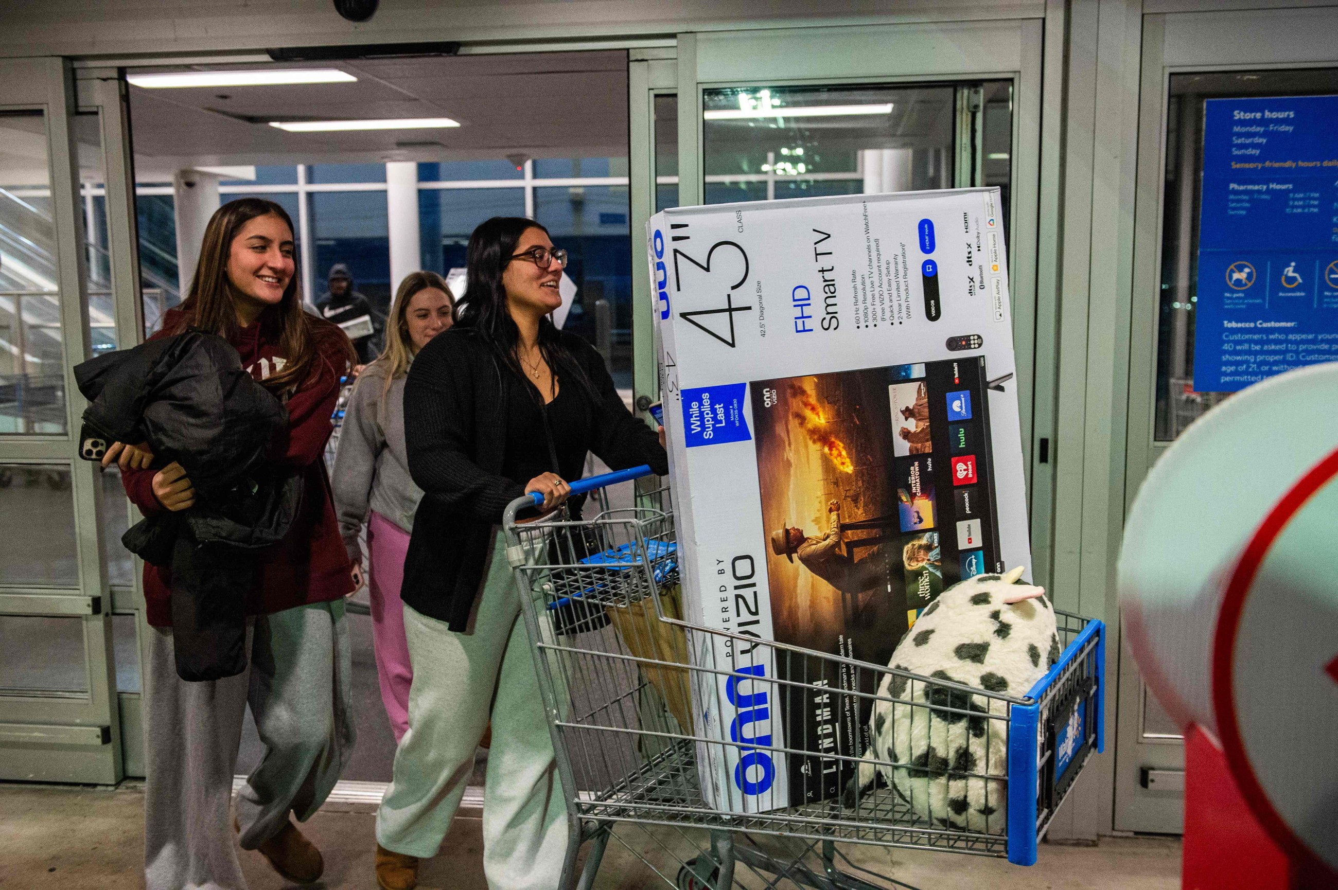 US Black Friday online sales hit record $11.8 billion, says report