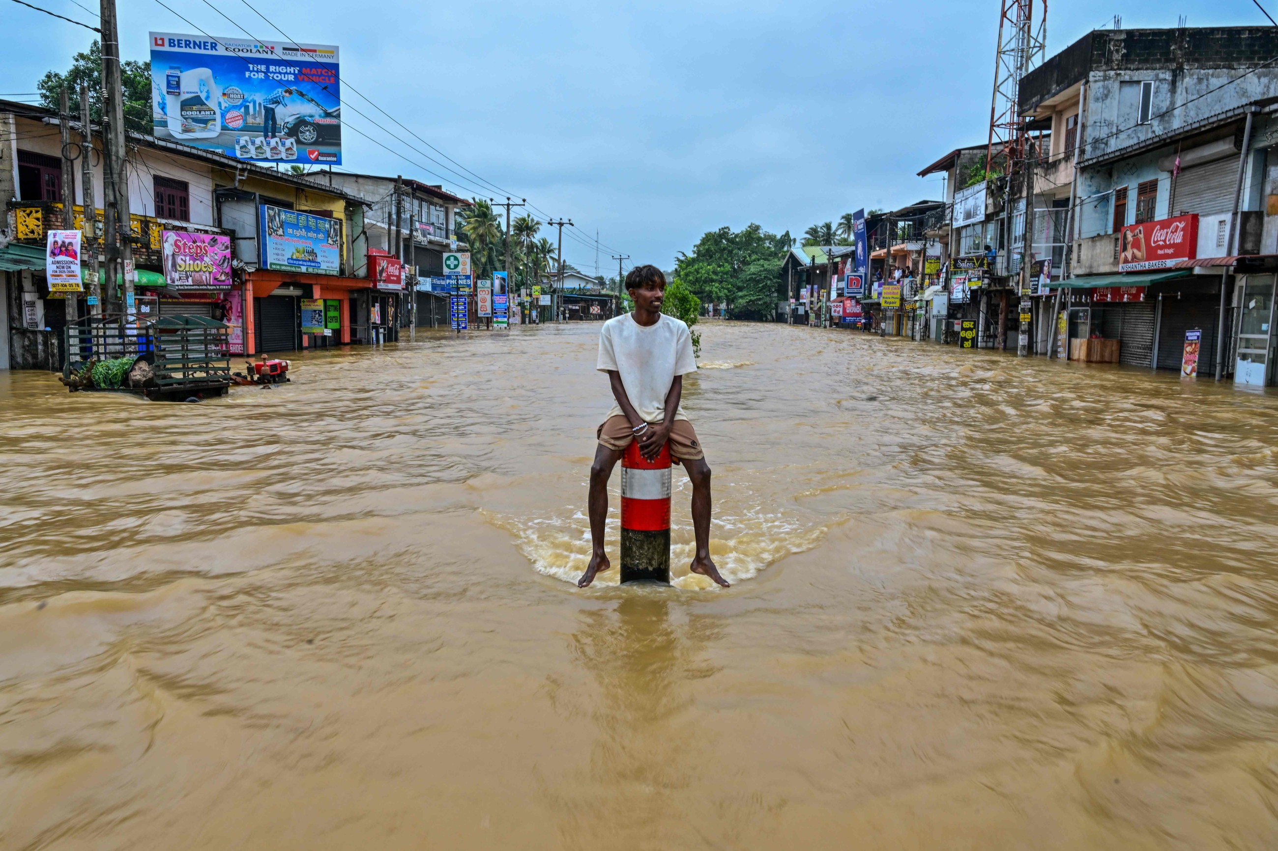 Sri Lanka flood, landslide toll rises to 334, over 400 missing