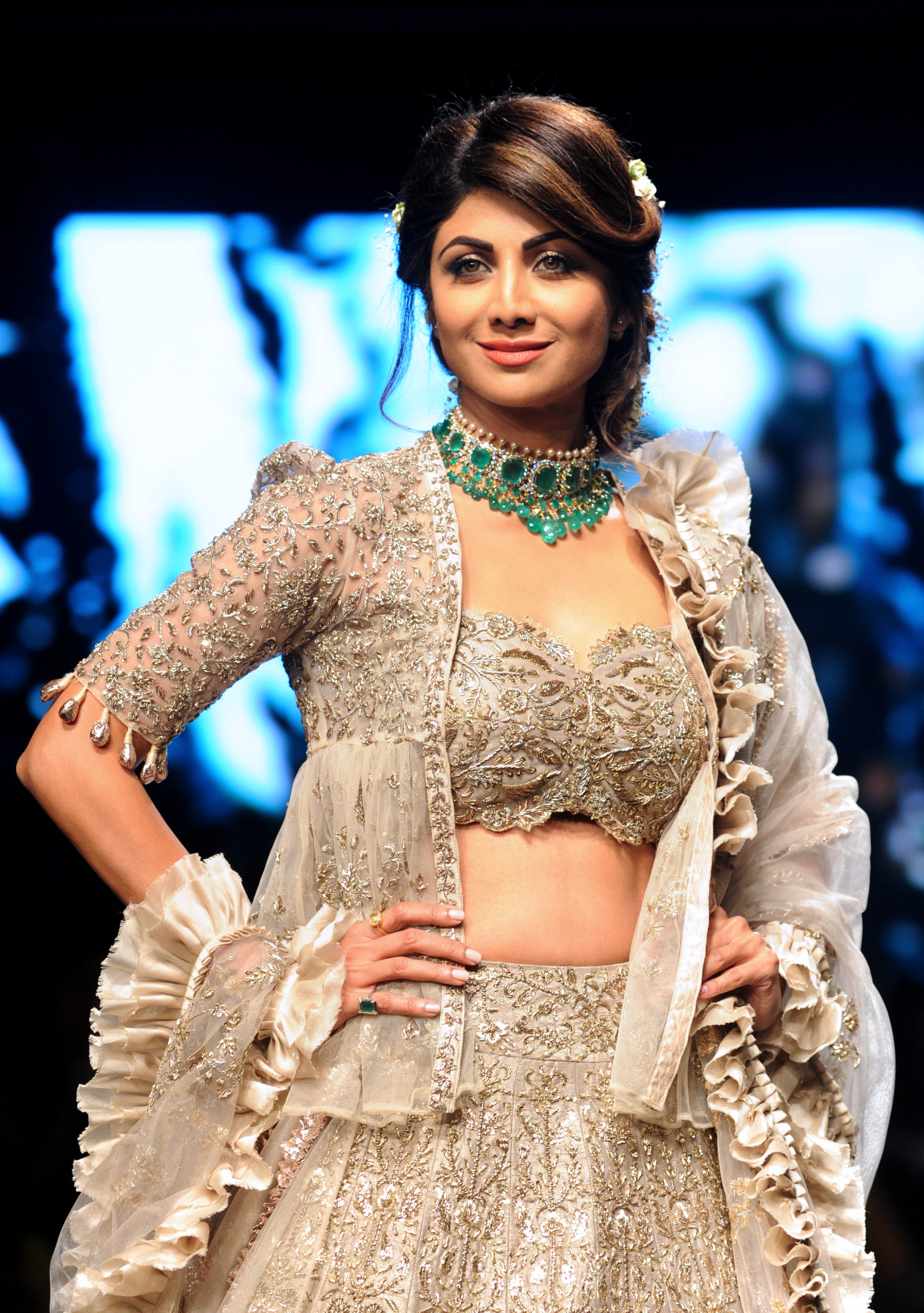 Shilpa strengthens her fitness routine with banded feet-elevated glut bridge