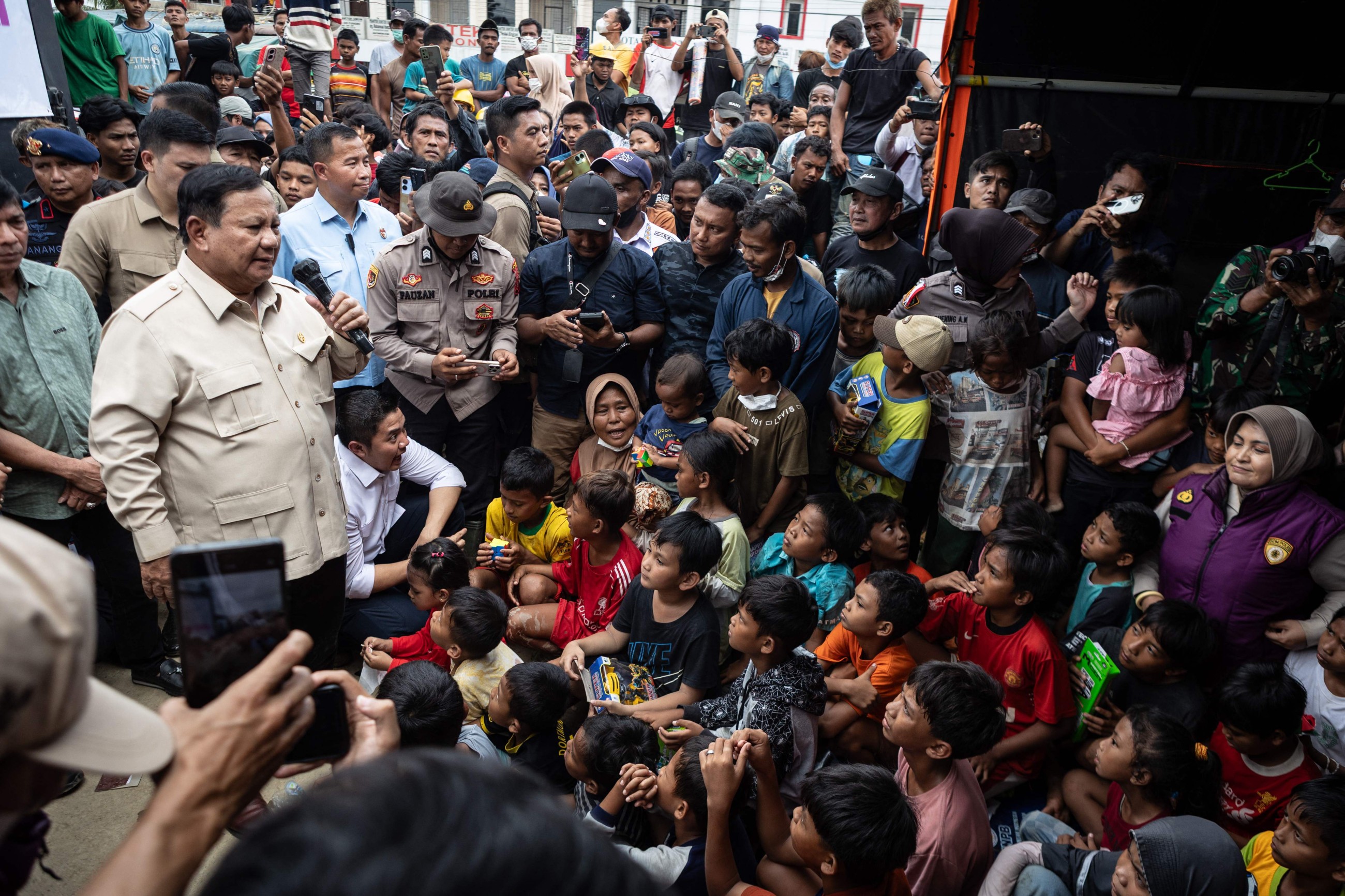 Indonesia flood death toll passes 1,000 as authorities ramp up aid