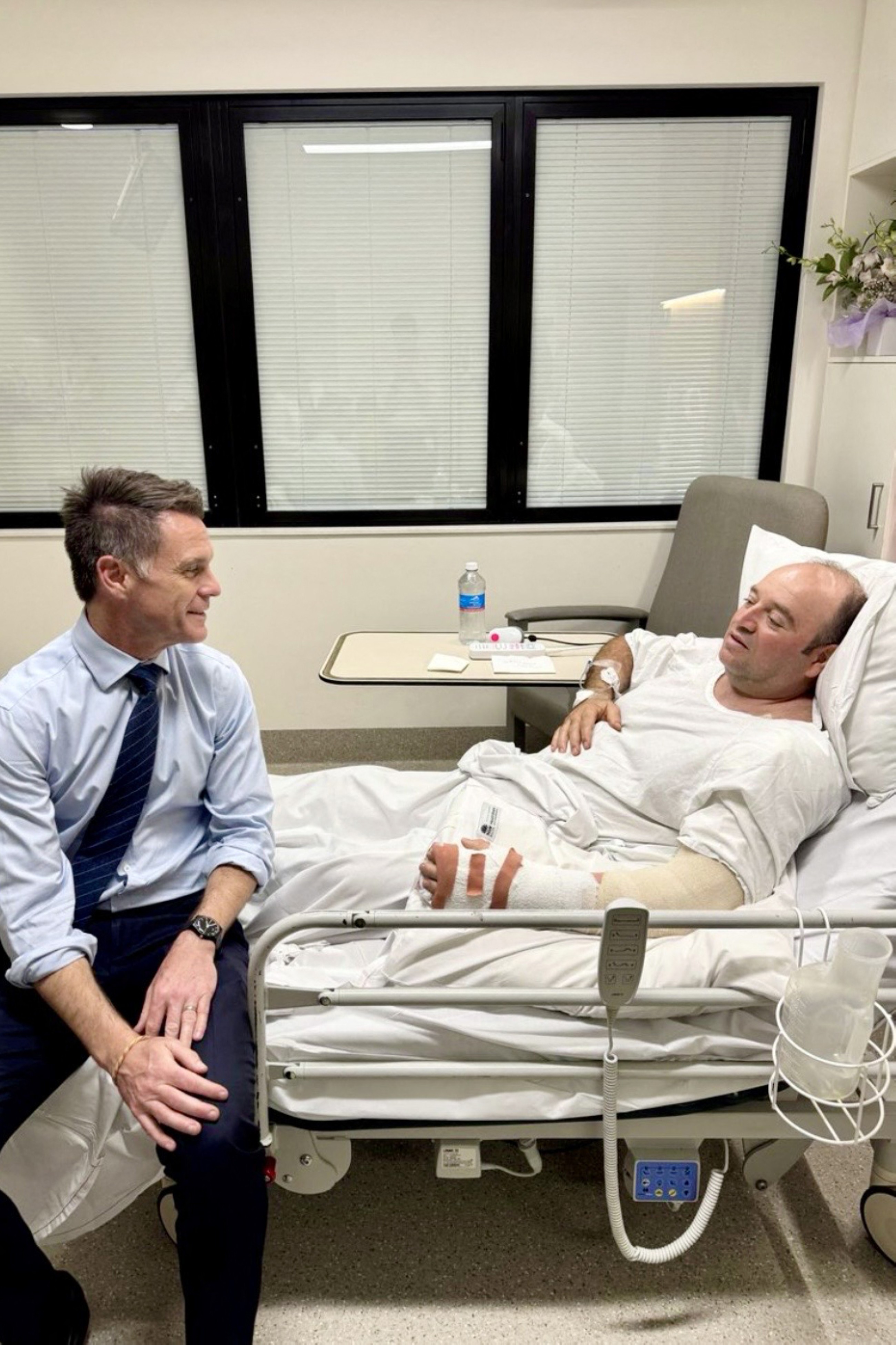 'Hero' who disarmed Bondi gunman recovers in hospital as donations pour in