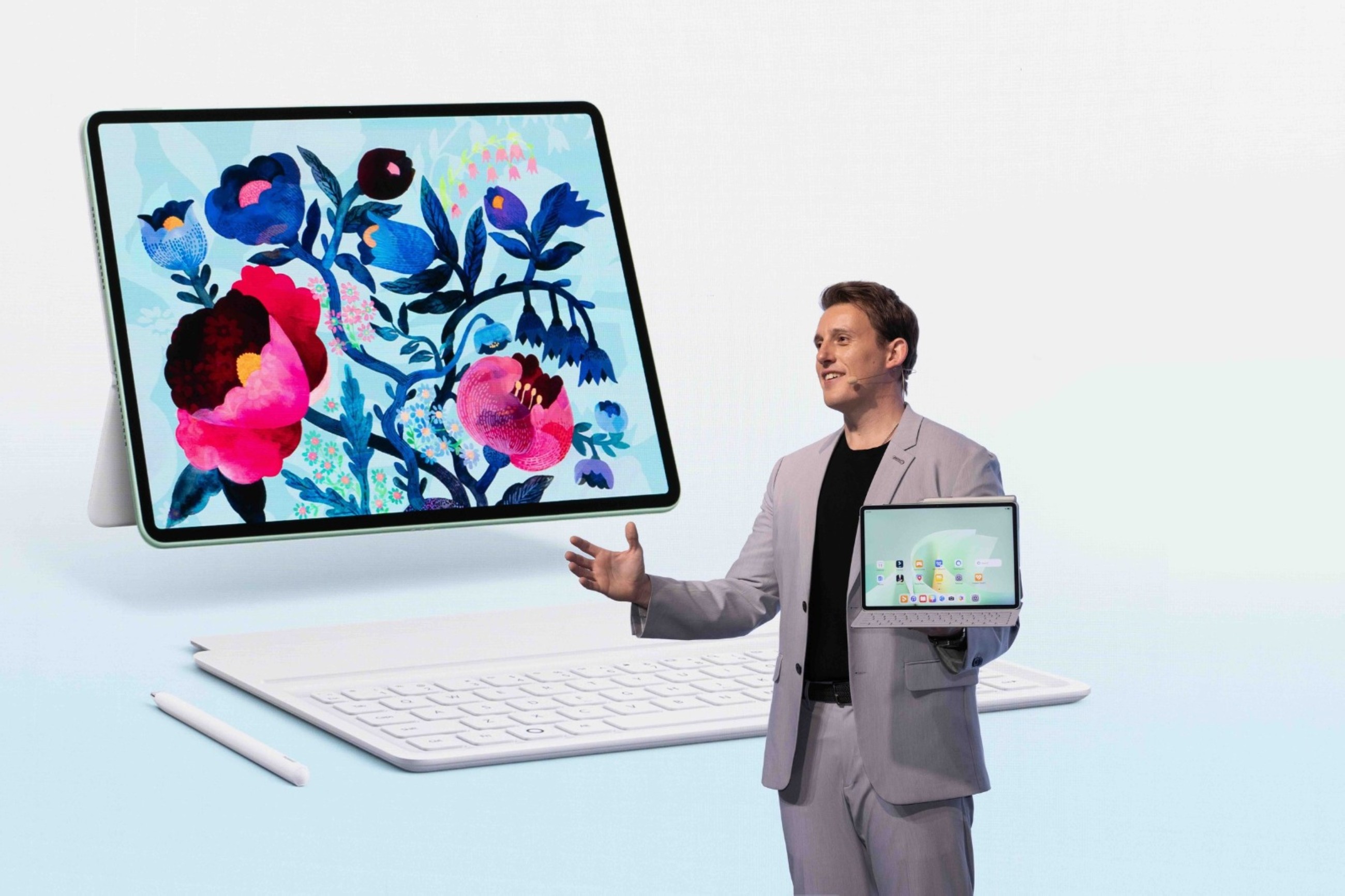 Huawei unfolds a new era of innovation in Dubai with Mate X7 and flagship lineup of devices