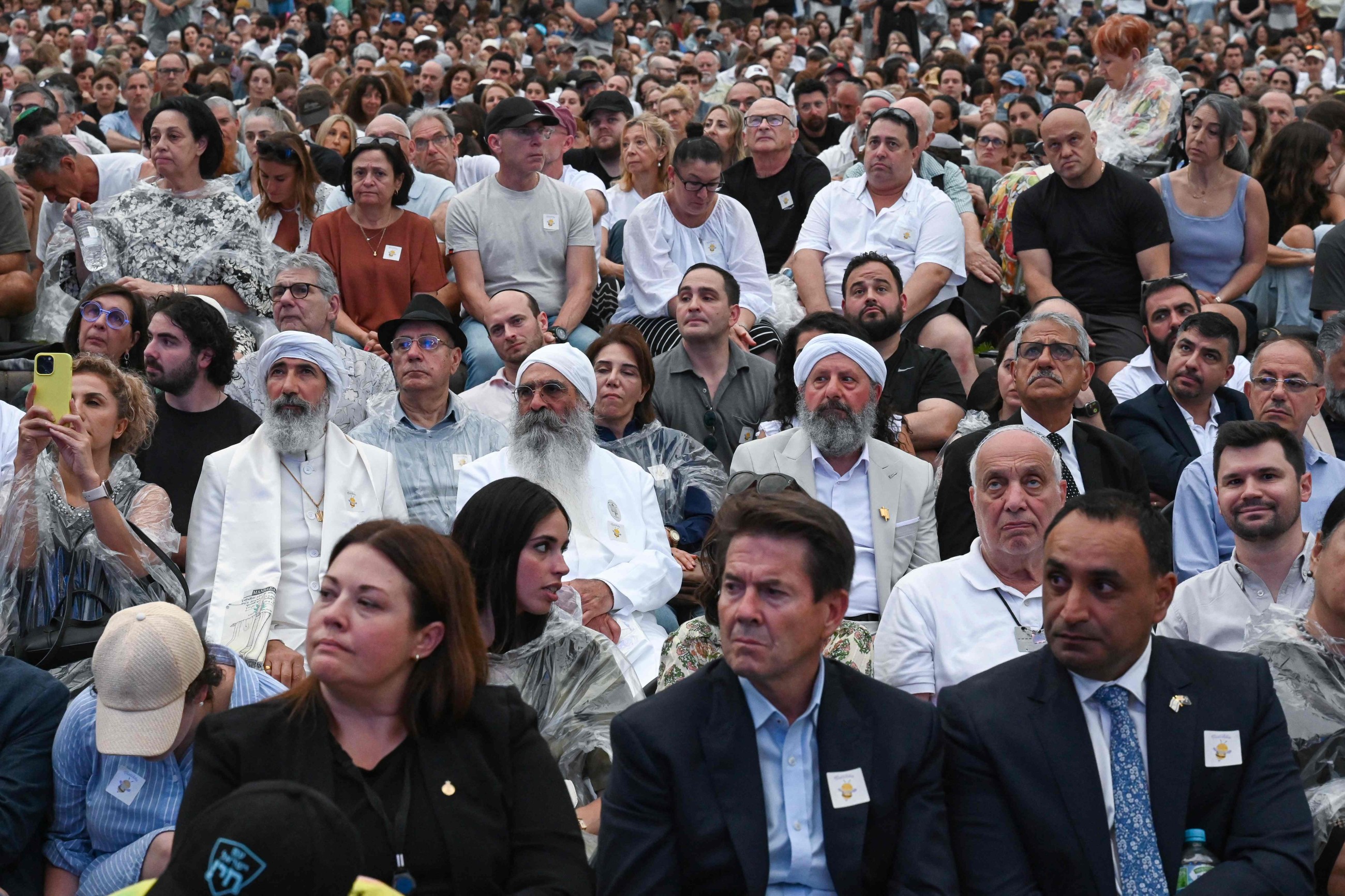 Australia honours Bondi Beach attack victims; PM Albanese booed