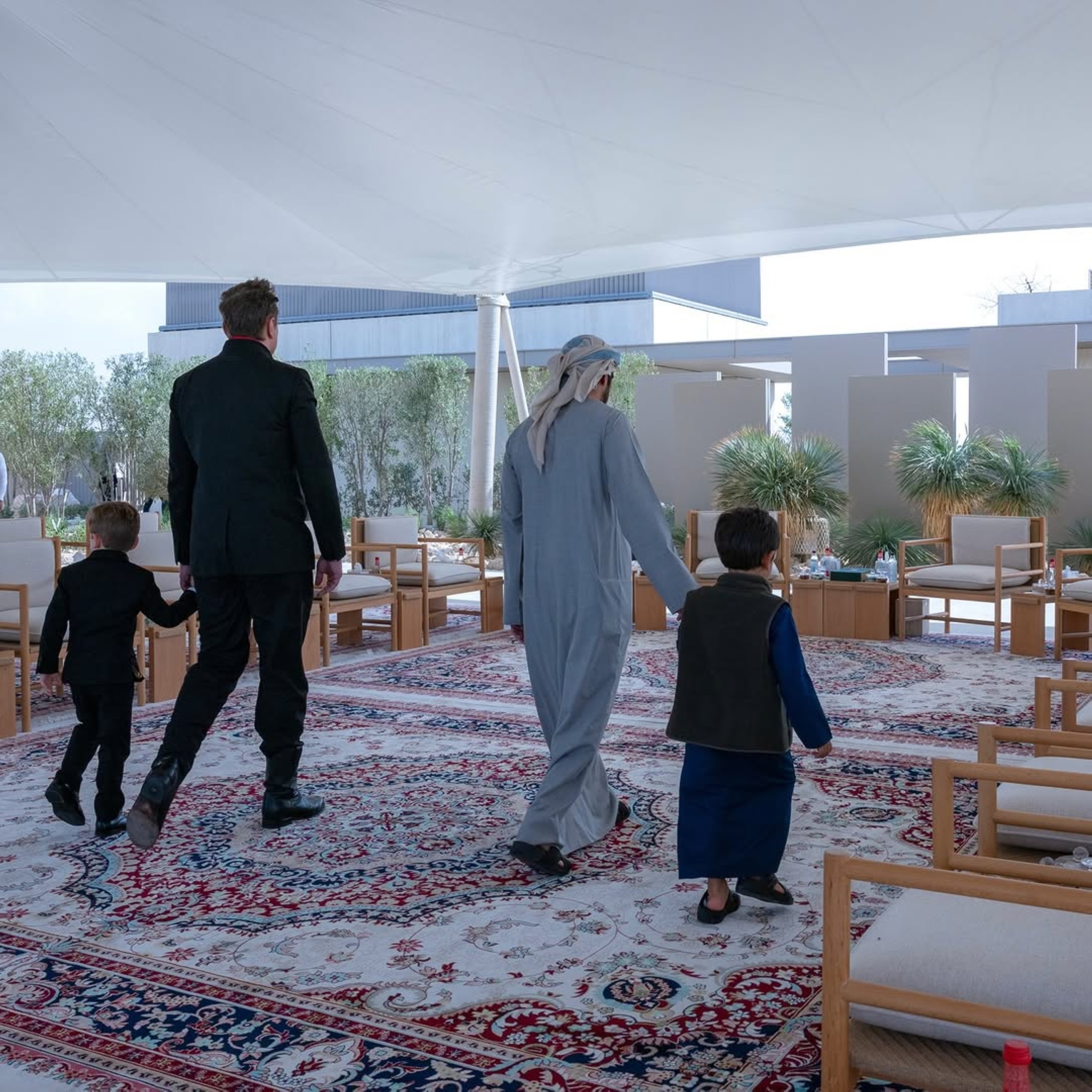 Hamdan meets Musk, affirms UAE's vision to foster technology partnerships for greater good