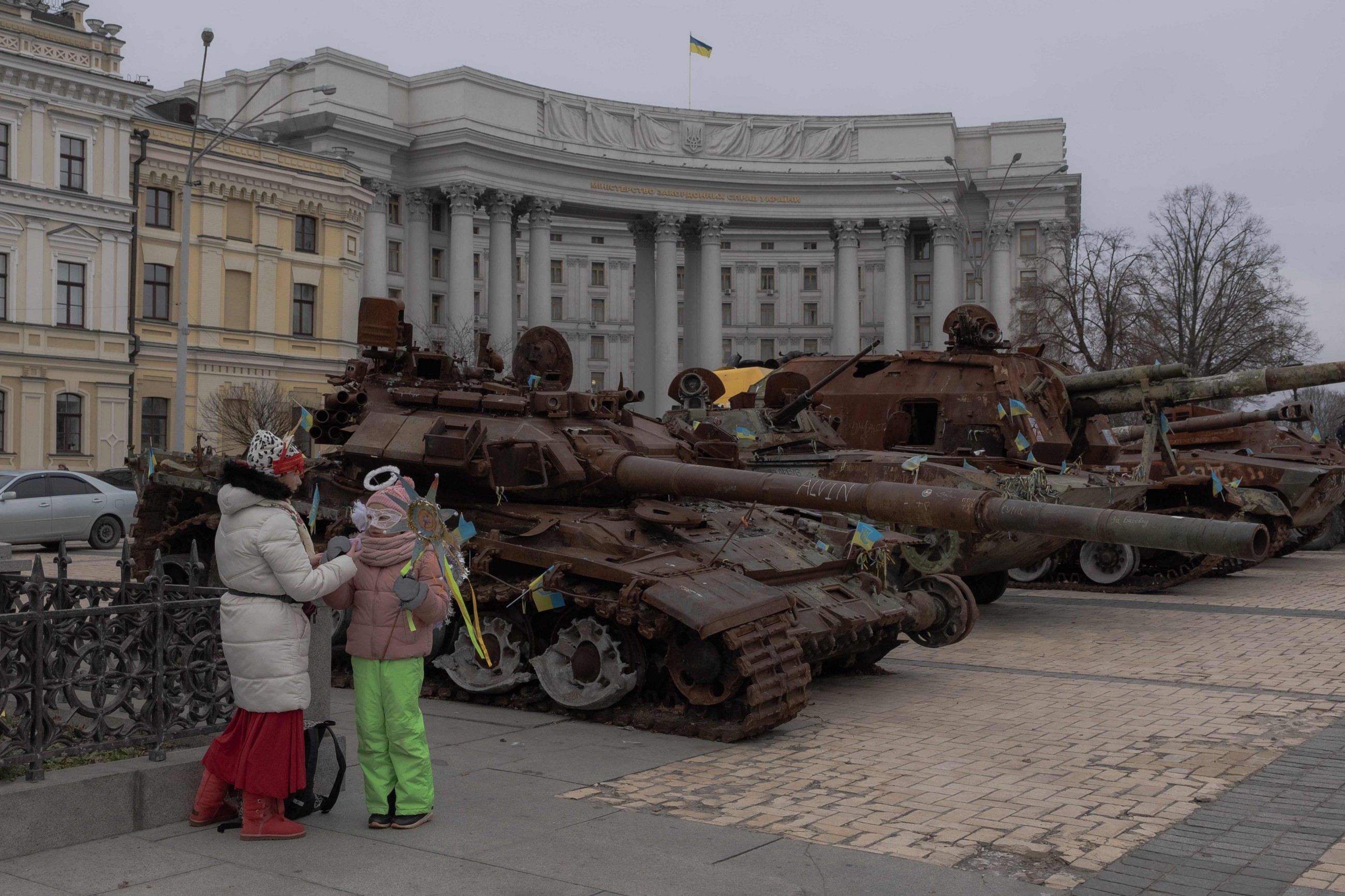 Ukraine missiles and drones hit Russian oil, gas facilities