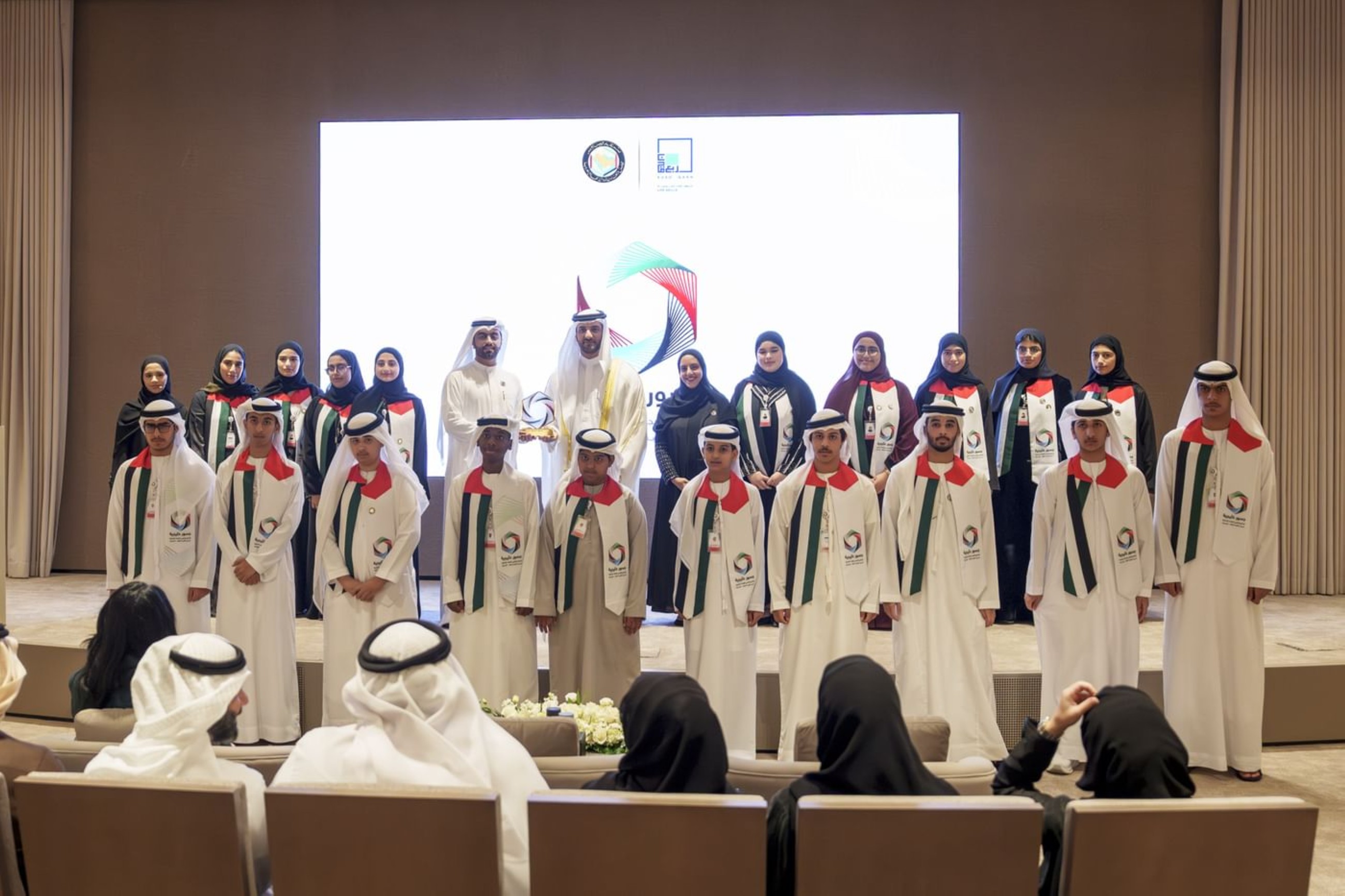 Sultan Bin Ahmed attends 'Gulf Bridges 2&rsquo; closing ceremony