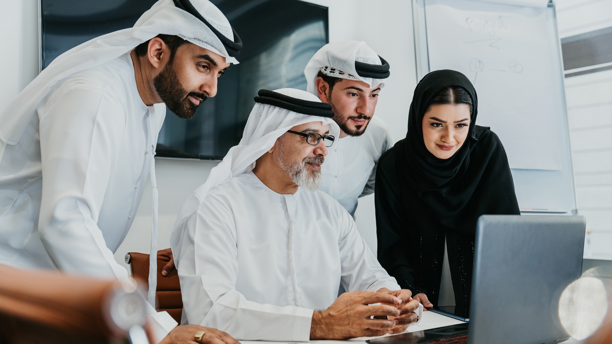 Dhs6,000 minimum salary for Emiratis in private sector as of January 2026