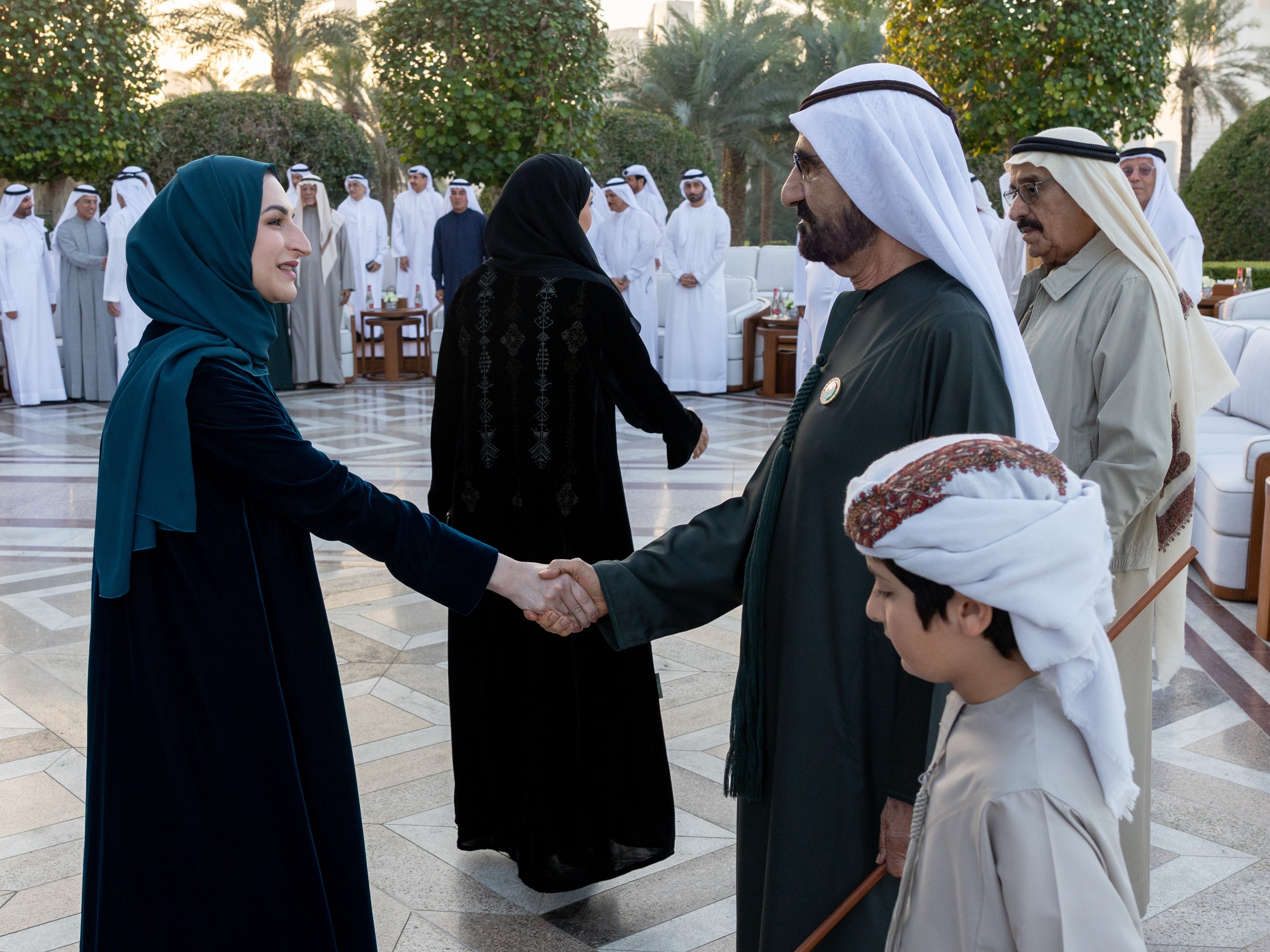 VIDEO: Mohammed Bin Rashid exchanges New Year greetings with business leaders, senior officials