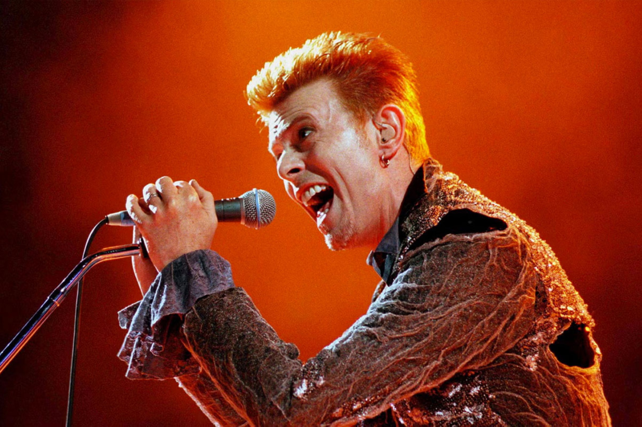Inside David Bowie&rsquo;s legendary Glastonbury performance