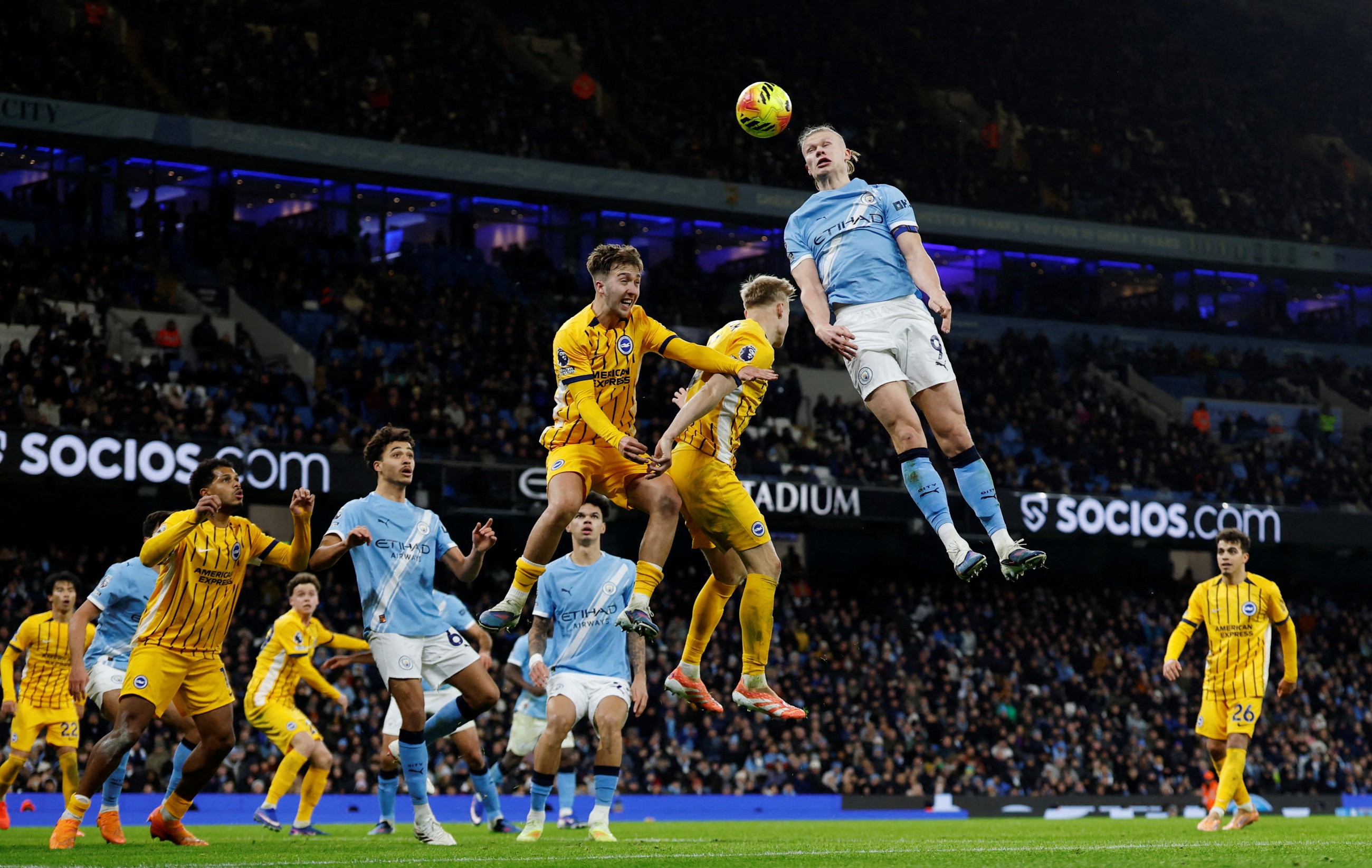 Top contenders City, Villa falter  in Premier League title race