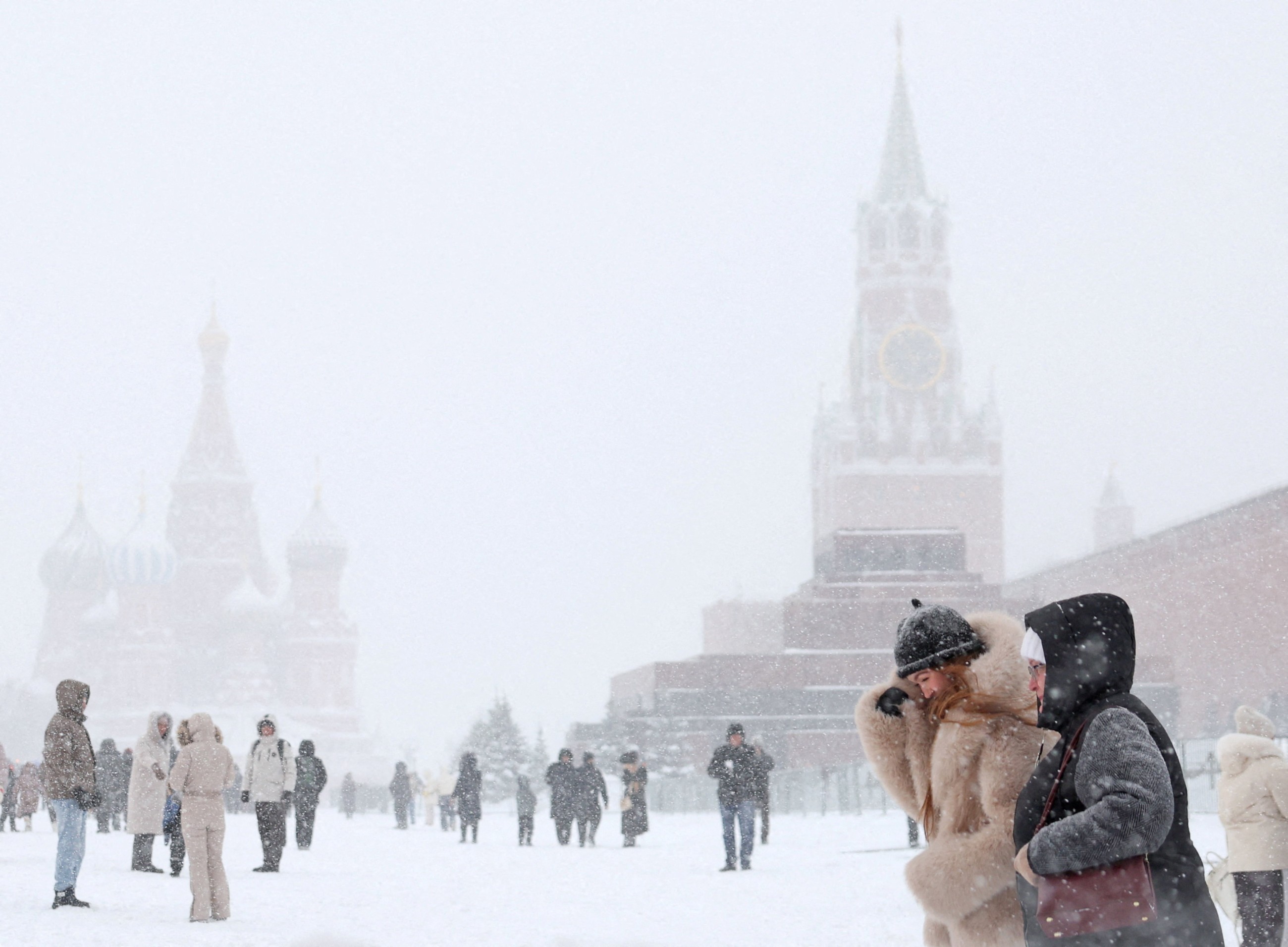 Snowstorms spark travel mayhem, power cuts in northern Europe