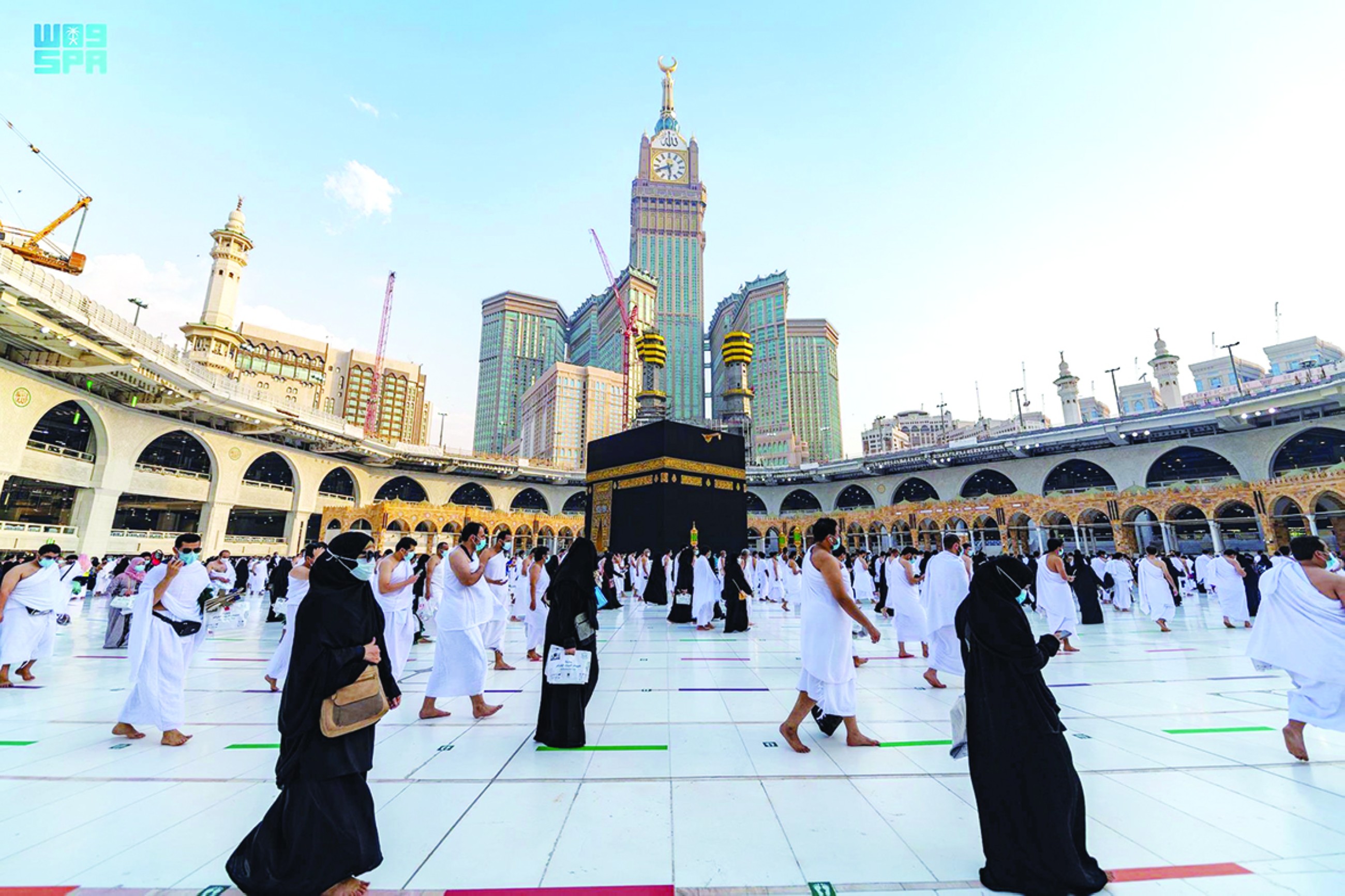 Beit Al Khair organises Umrah for families of 25 orphans