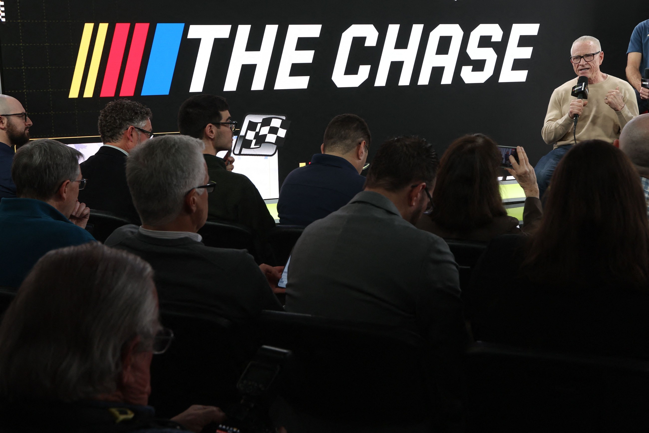 NASCAR brings back original 10-race Chase playoff format