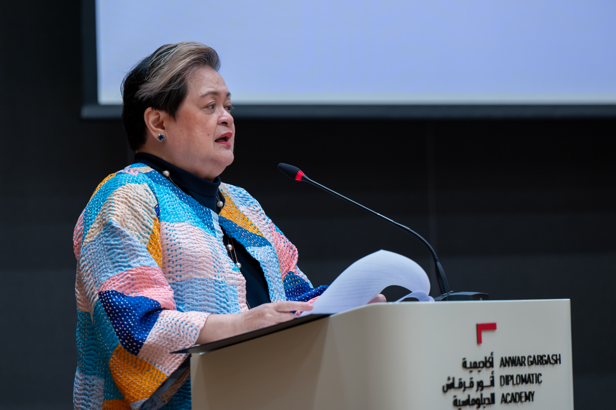 AGDA hosts Philippine Foreign Minister