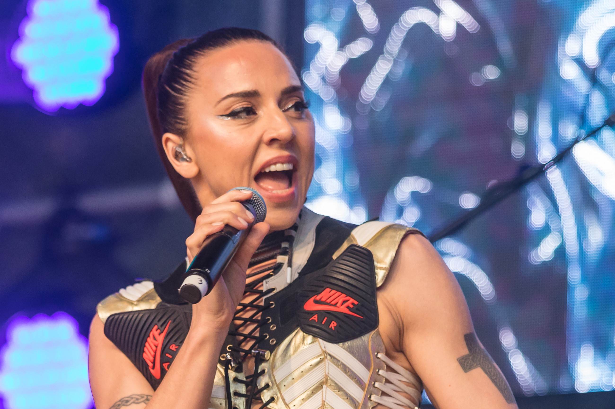 Mel C shows off gruelling fitness