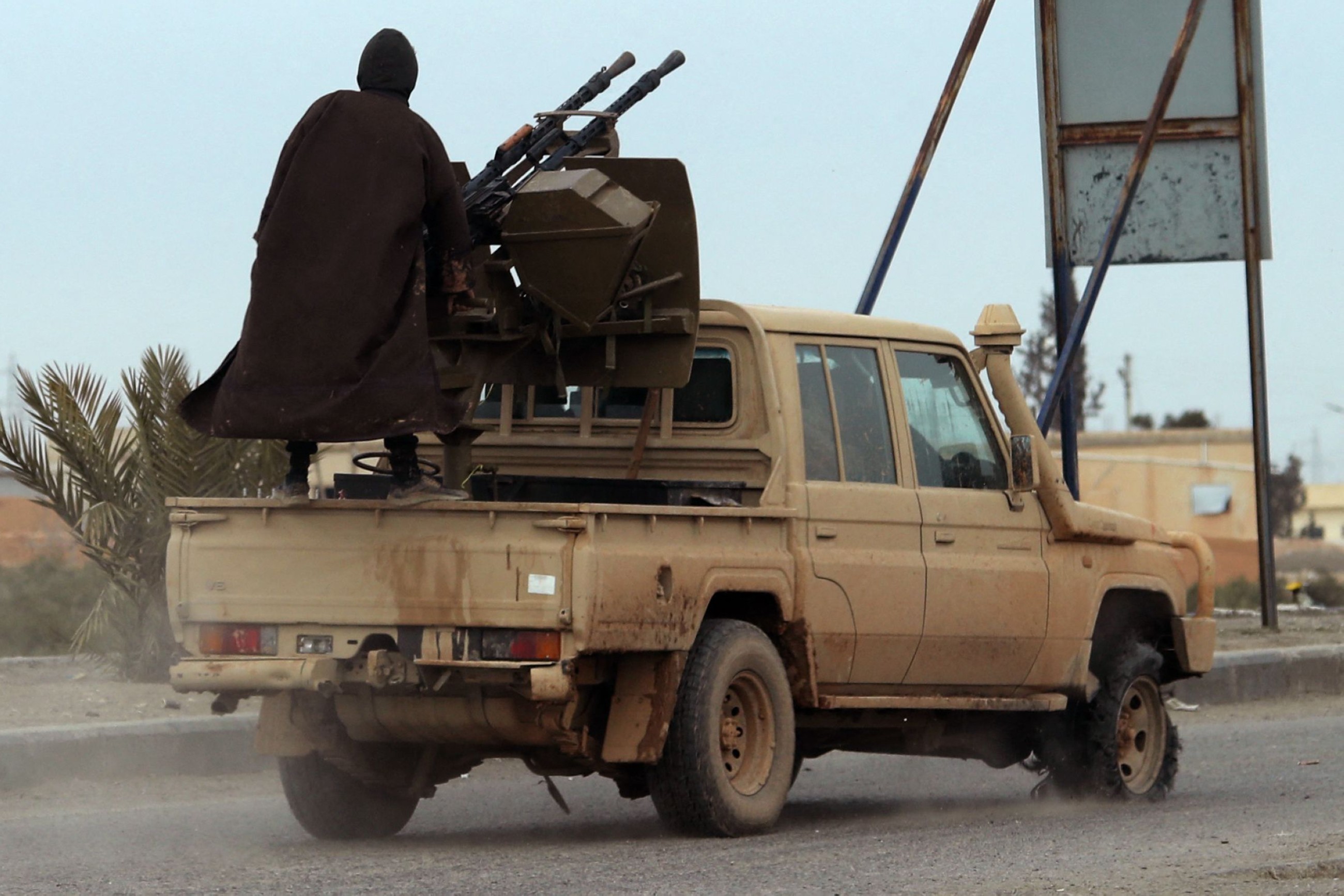 Kurdish-led forces withdraw from Syria's largest oil field