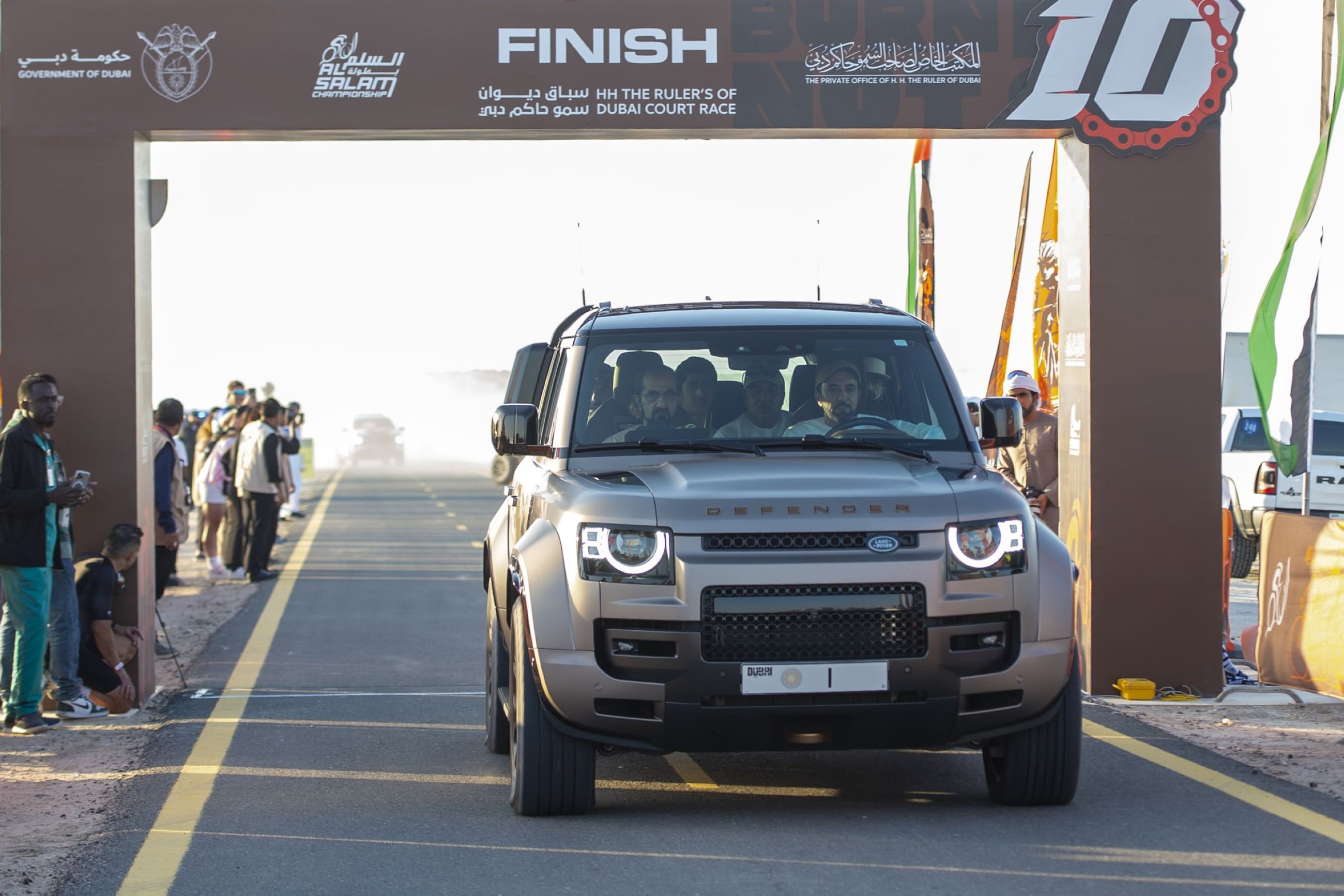 Mohammed attends Elite Race at Al Salam Cycling Championship