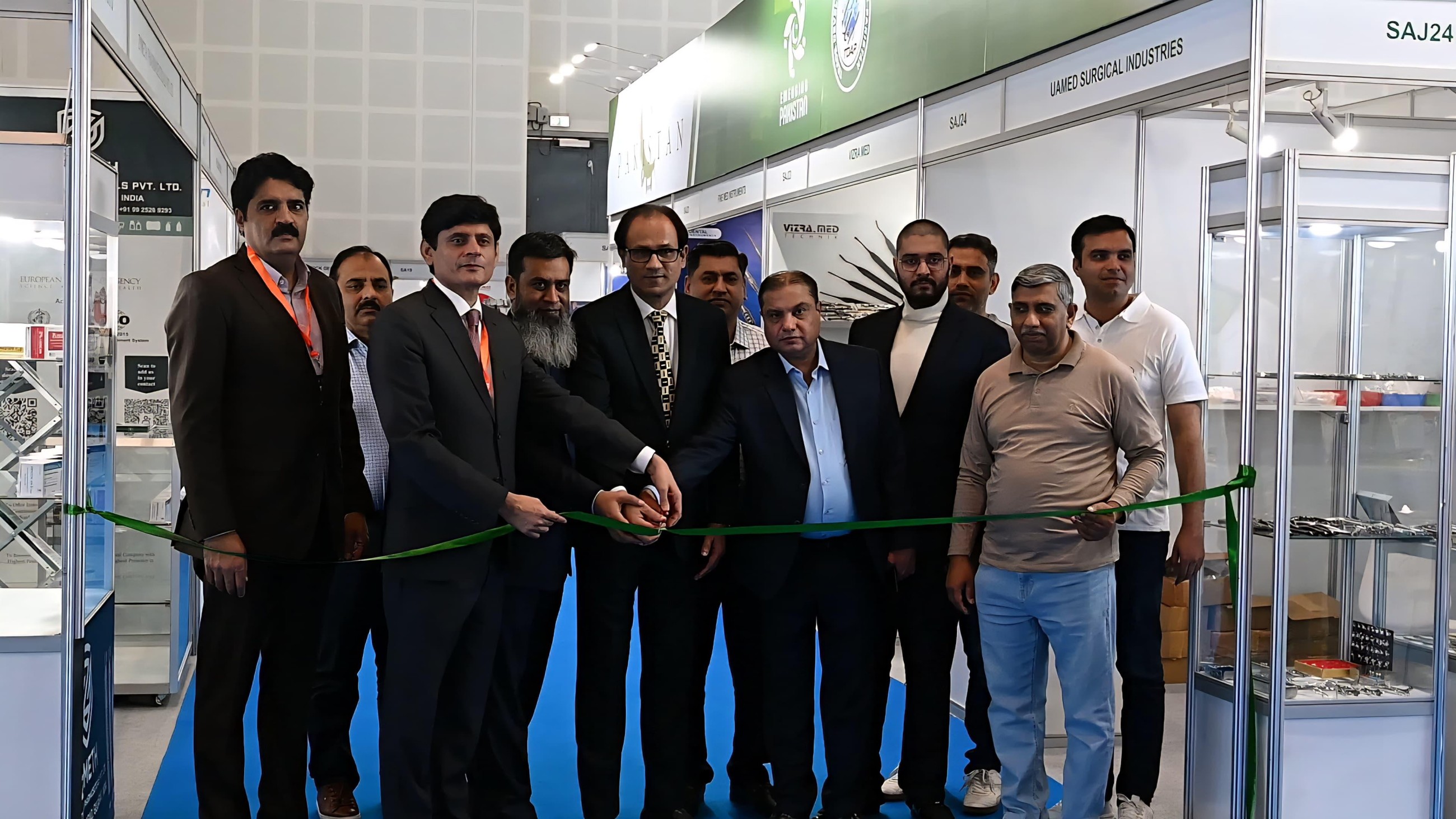 Pakistan showcases strong presence at dental exhibition in Dubai