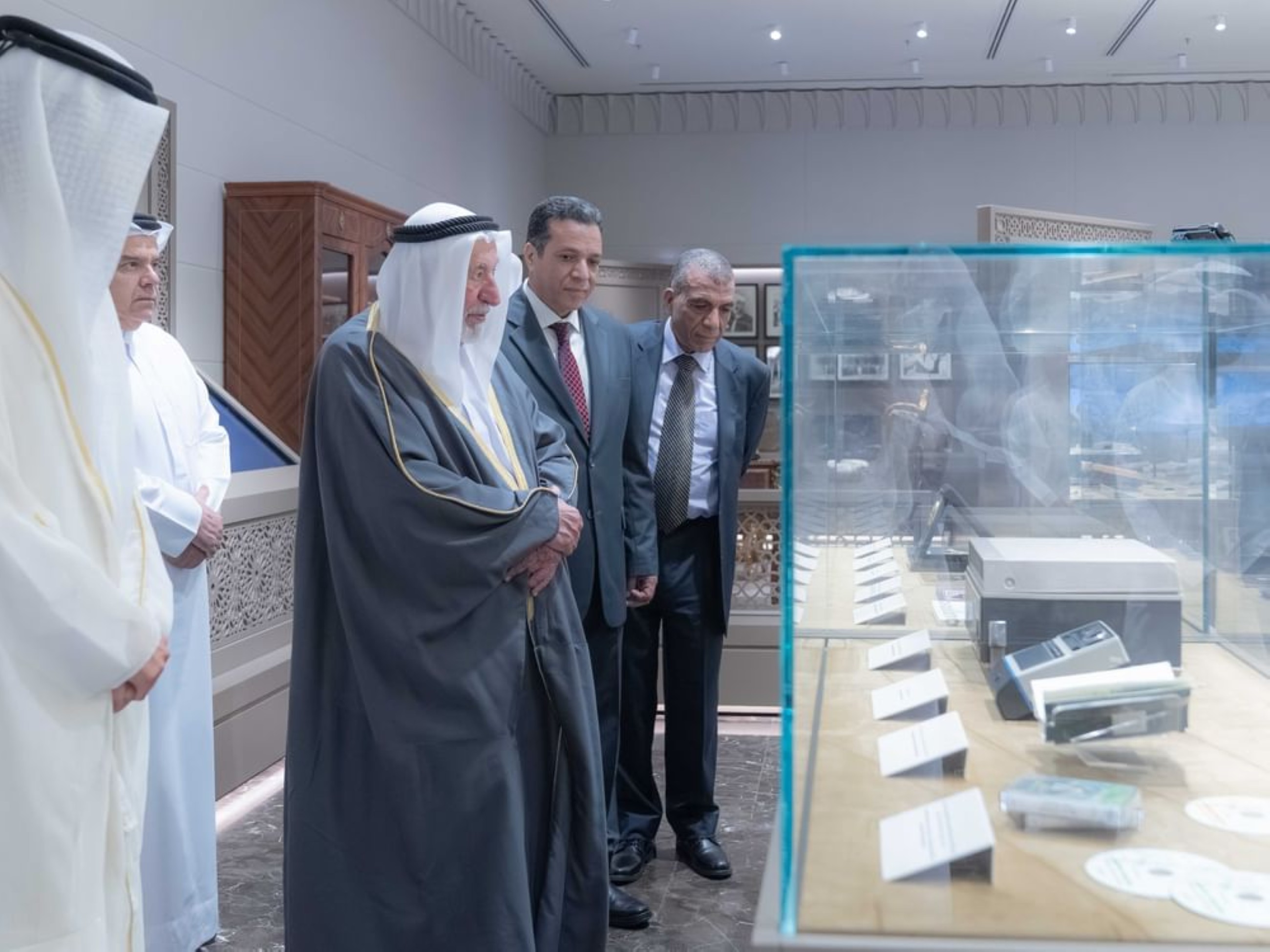 Sheikh Sultan receives sons of reciter Abdul Basit Abdul Samad