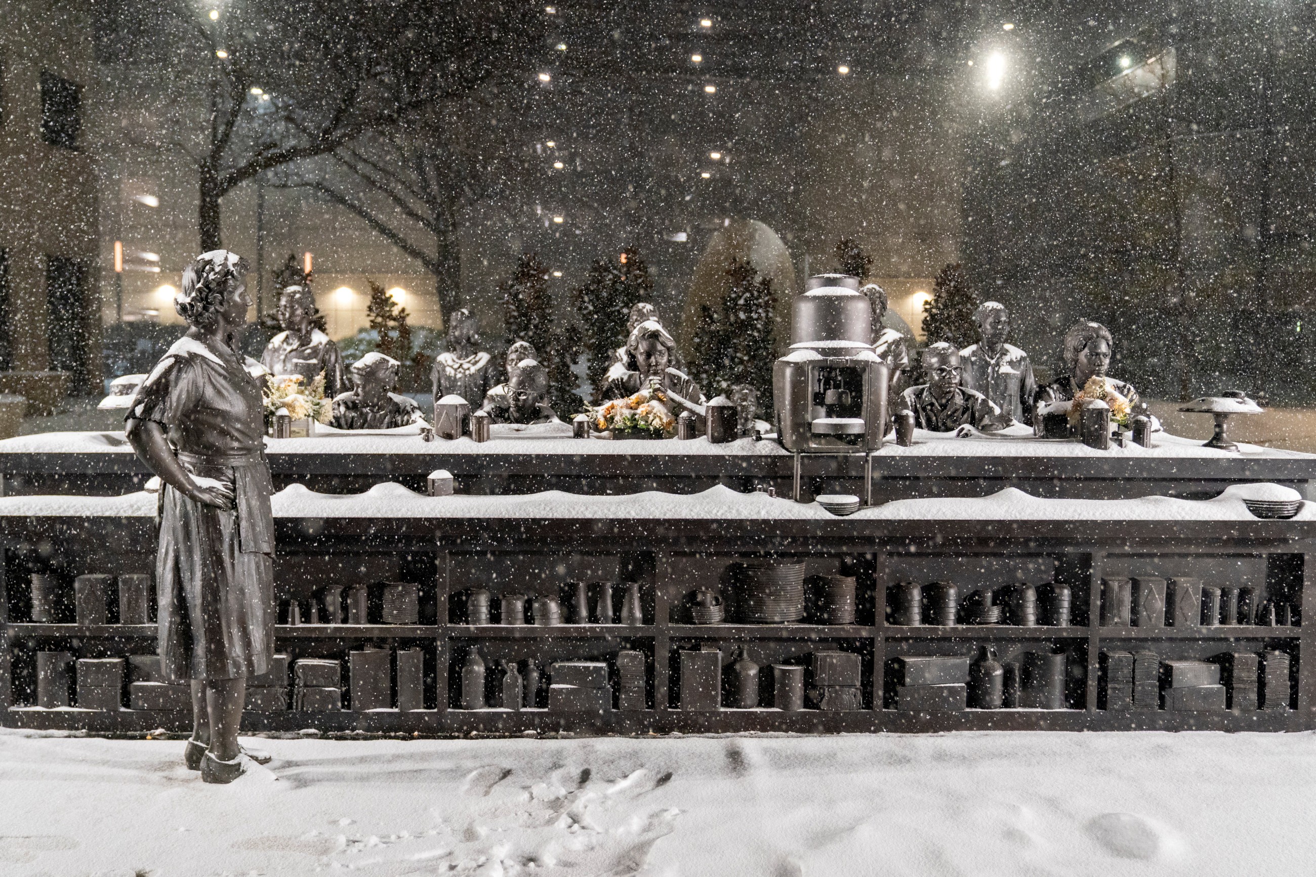 Over 8,000 flights cancelled as major winter storm bears down across US