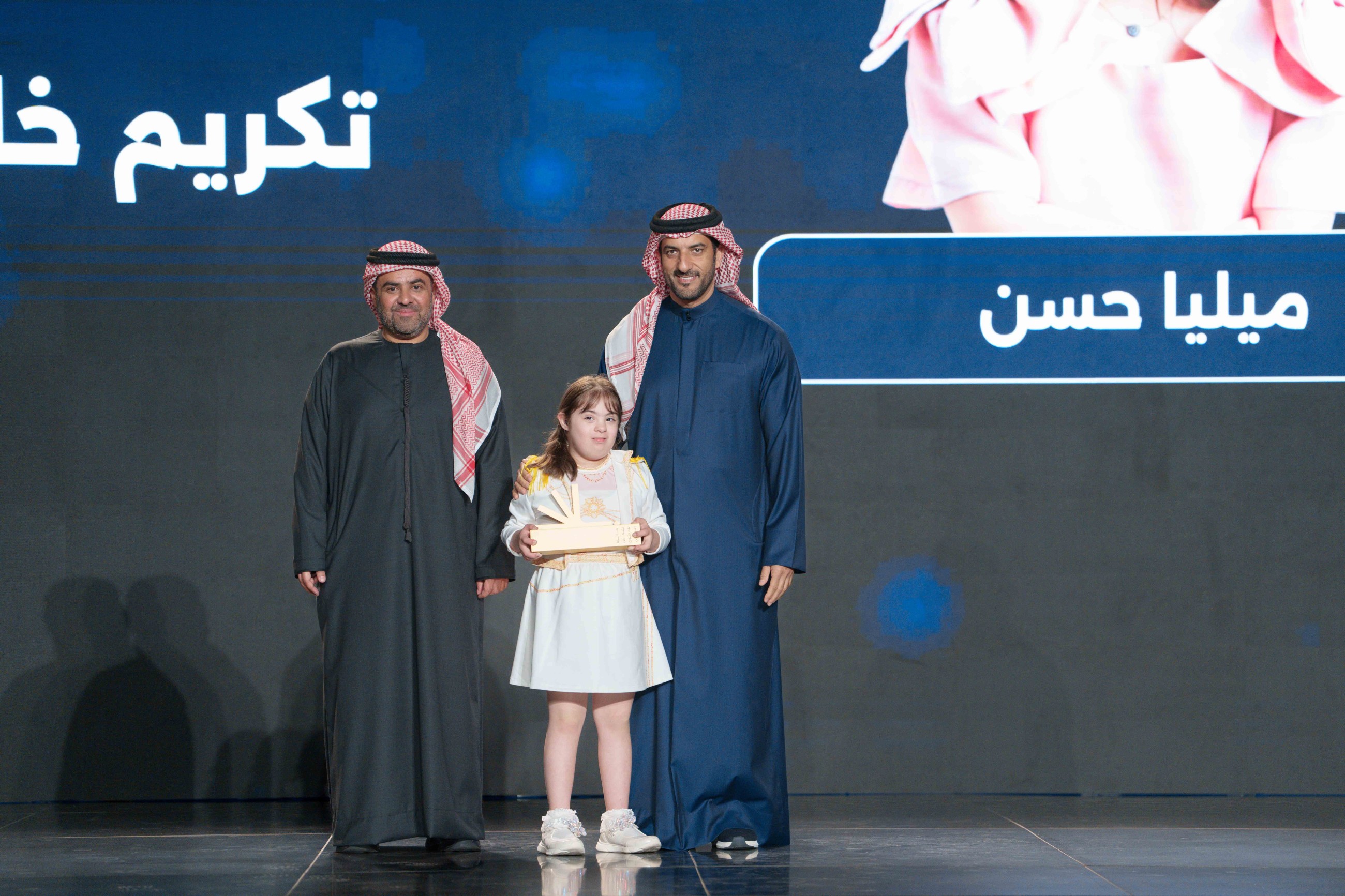 Sultan Bin Ahmed honours winners of Shams Award