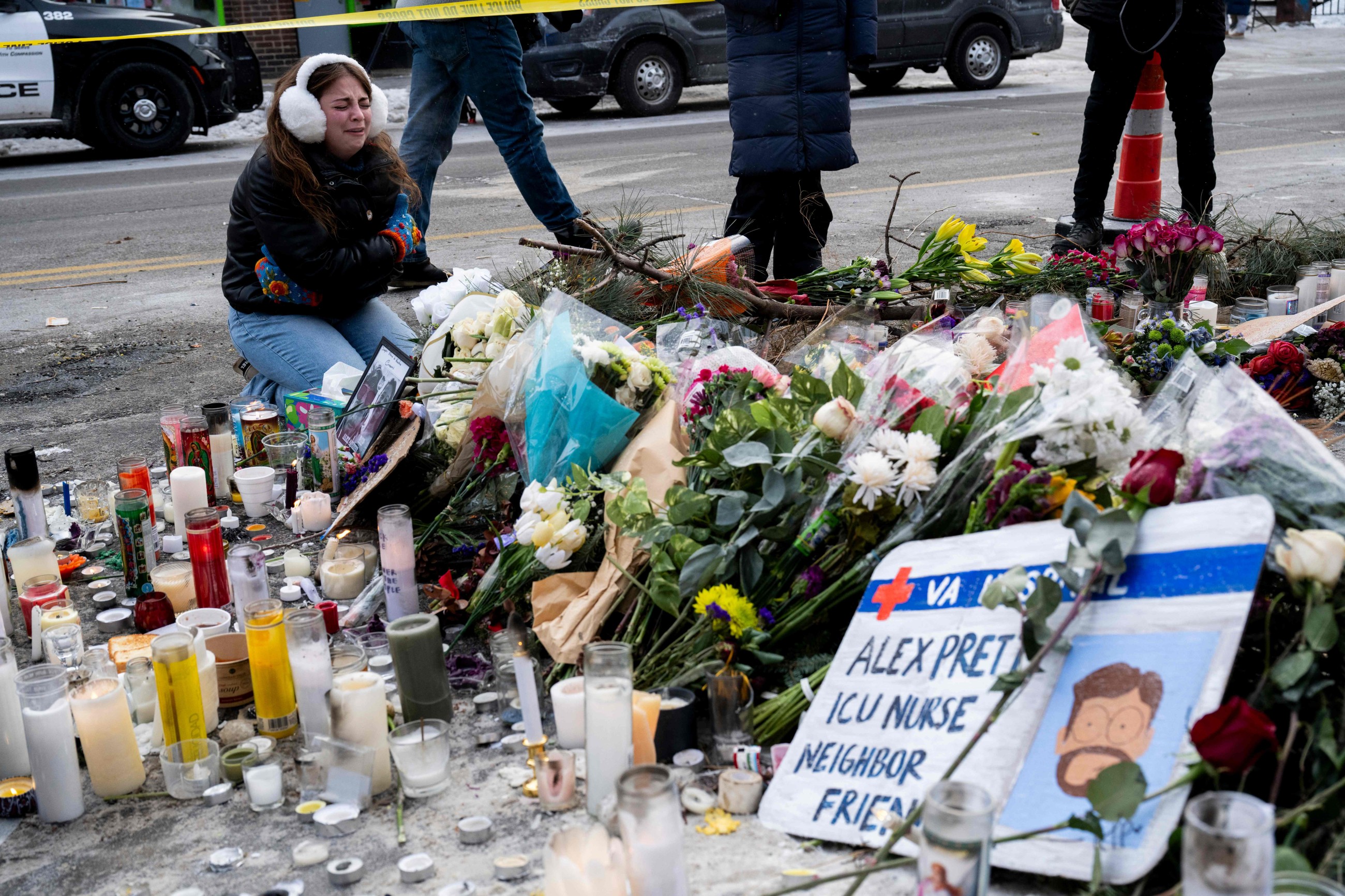 Man killed by US federal agents was nurse who 'wanted to make a difference'