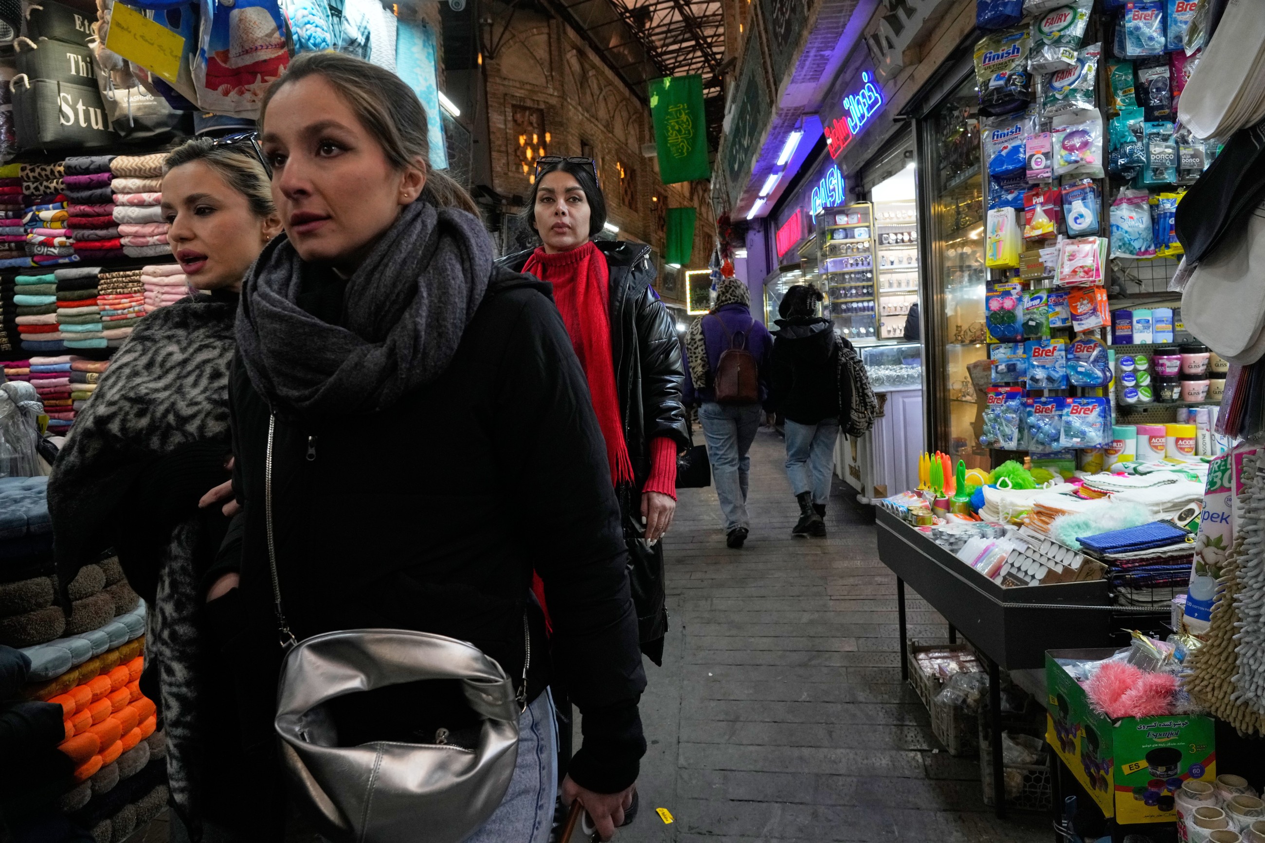 Trump says 'time running out' as Iran threatens tough response