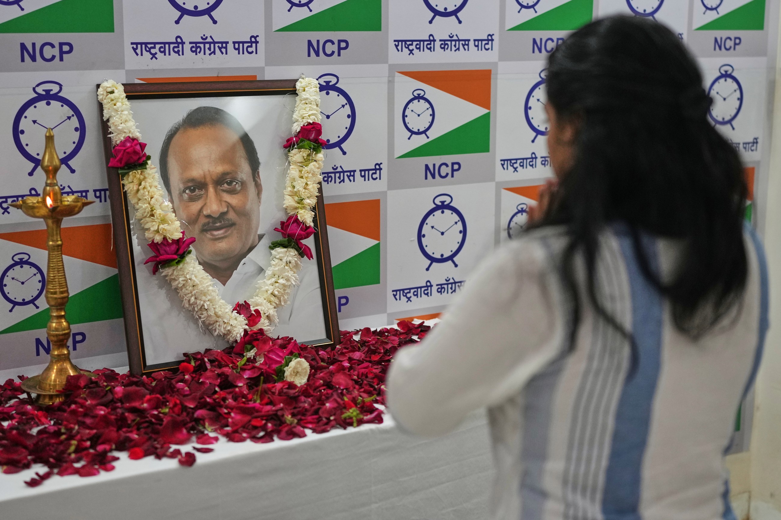 Deputy CM Ajit Pawar of Maharashtra state among five dead in air charter crash