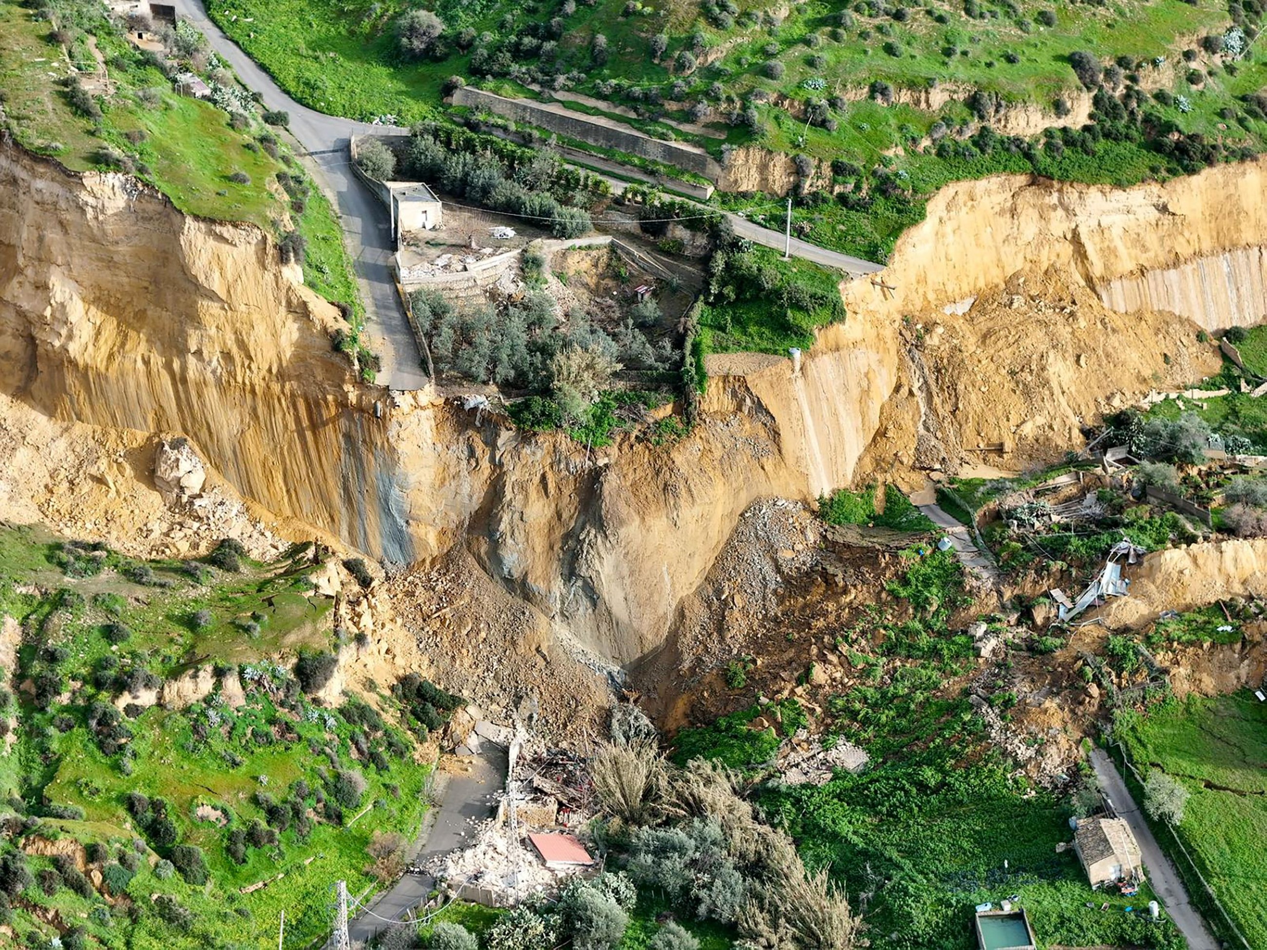 UAE expresses solidarity with Italy following storms in Sicily