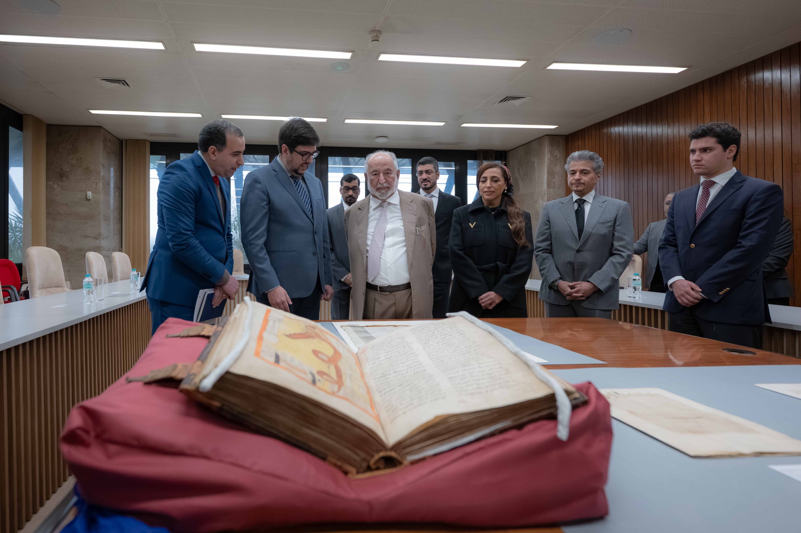 Sheikh Sultan praises treasure trove of Portuguese National Archives