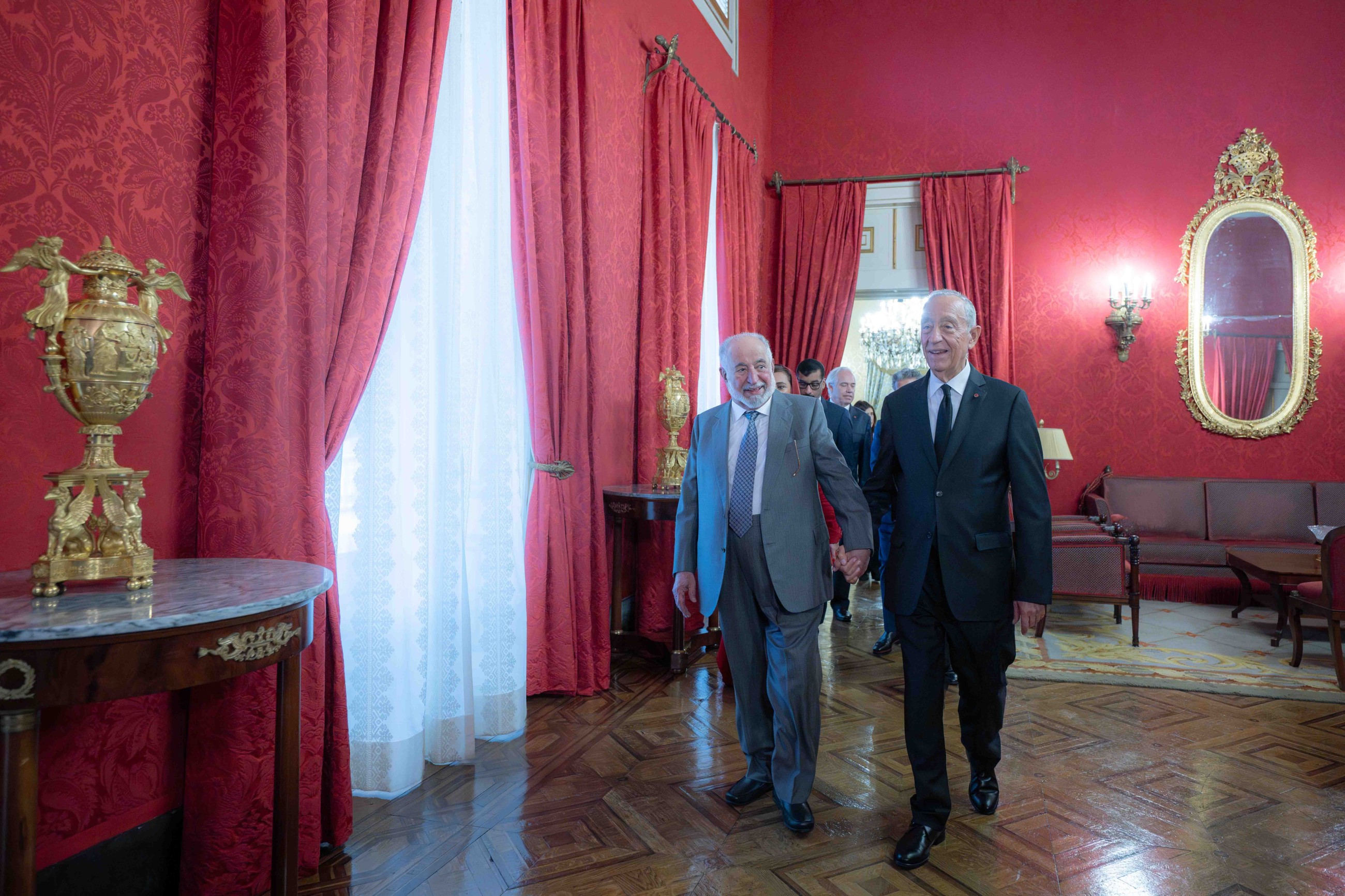 Sharjah Ruler becomes first Arab leader to receive Portugal&rsquo;s highest sovereign cultural award