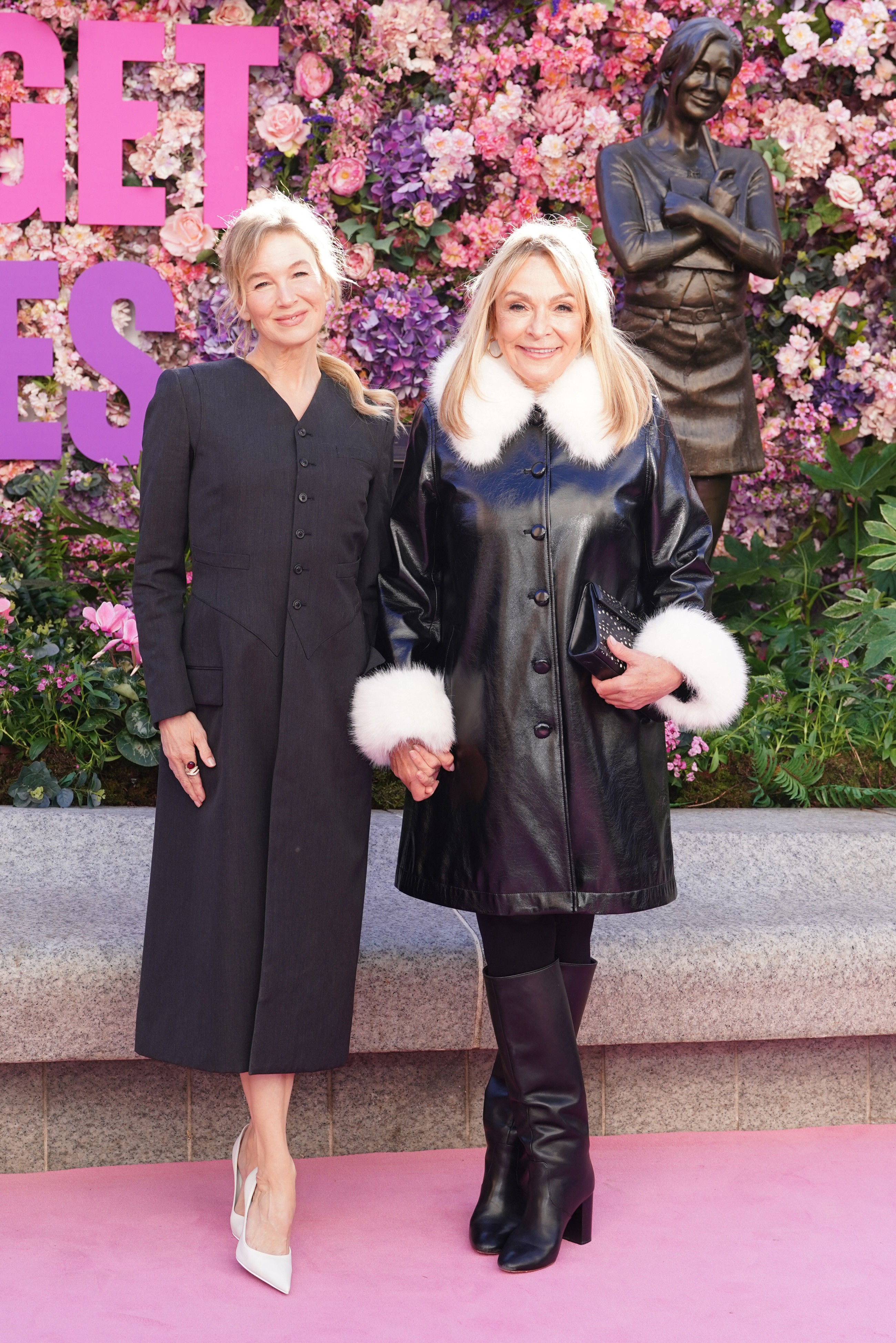 Book readers are a dying breed. It's high time we saved them