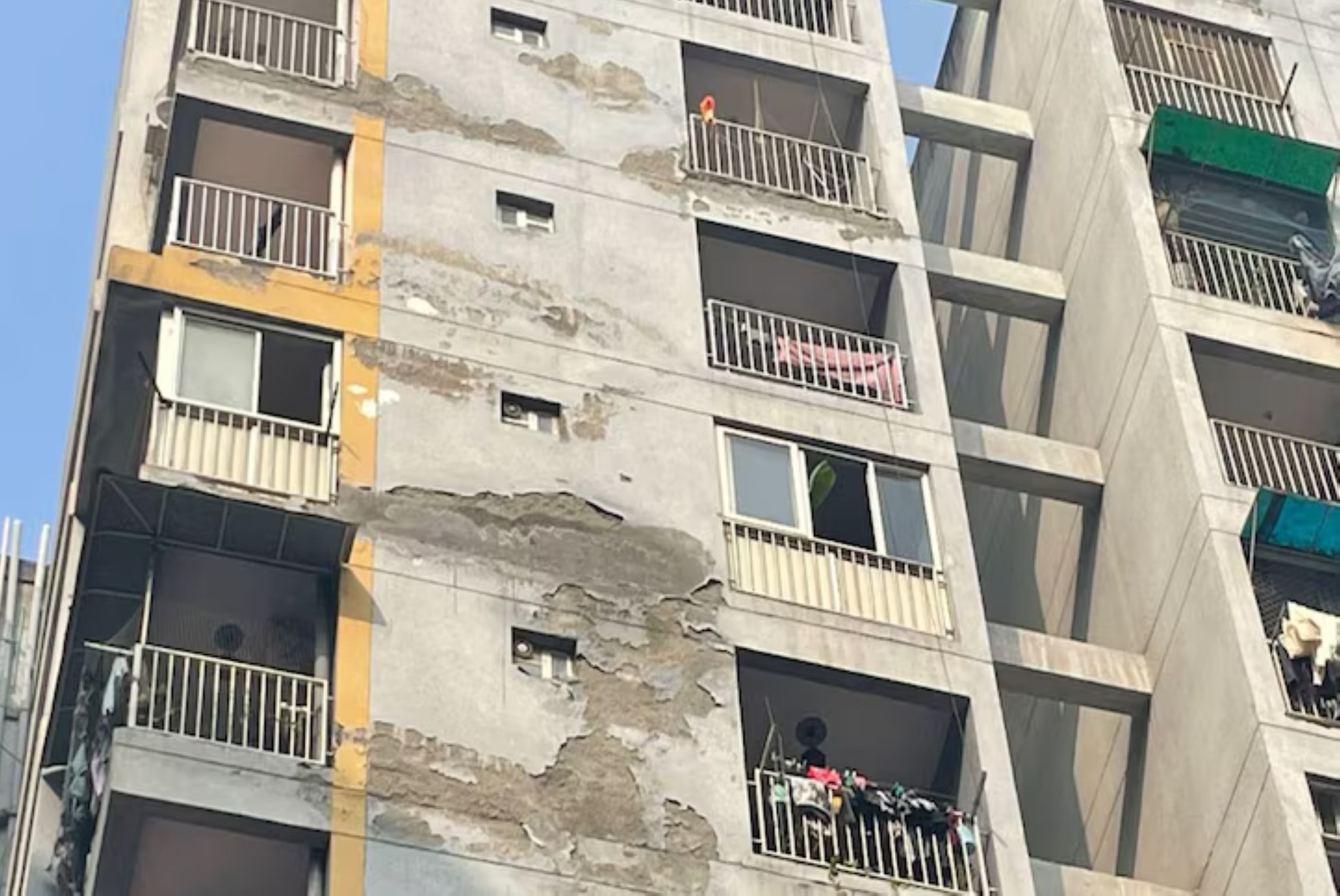 3 sisters jump to death from 9th floor in India after obsessed with online Korean games