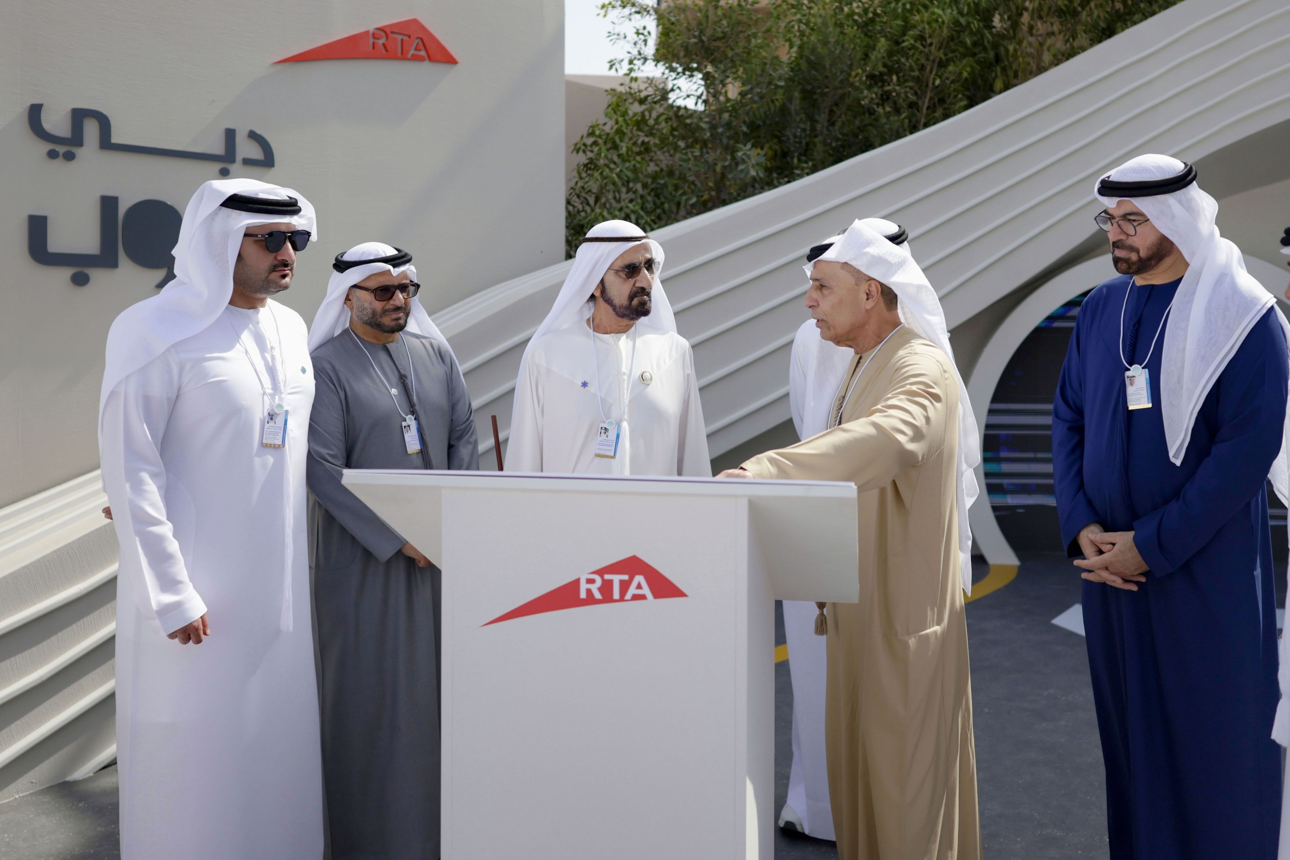 Sheikh Mohammed reviews Dubai Loop, Glydways projects