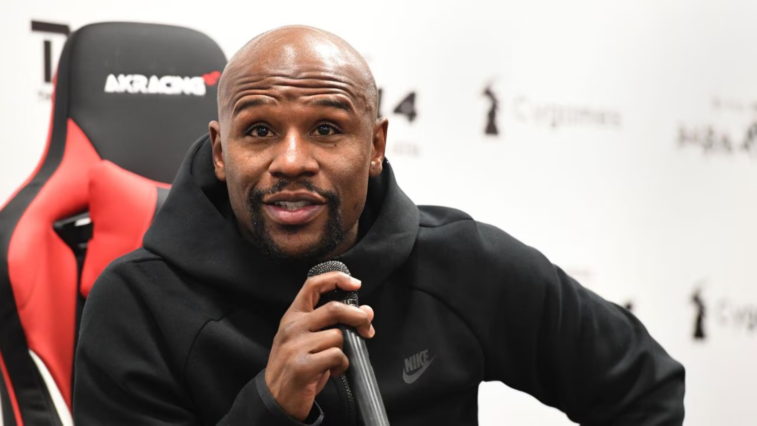 Mayweather to face kickboxing icon  Zambidis in Battle of the Legends