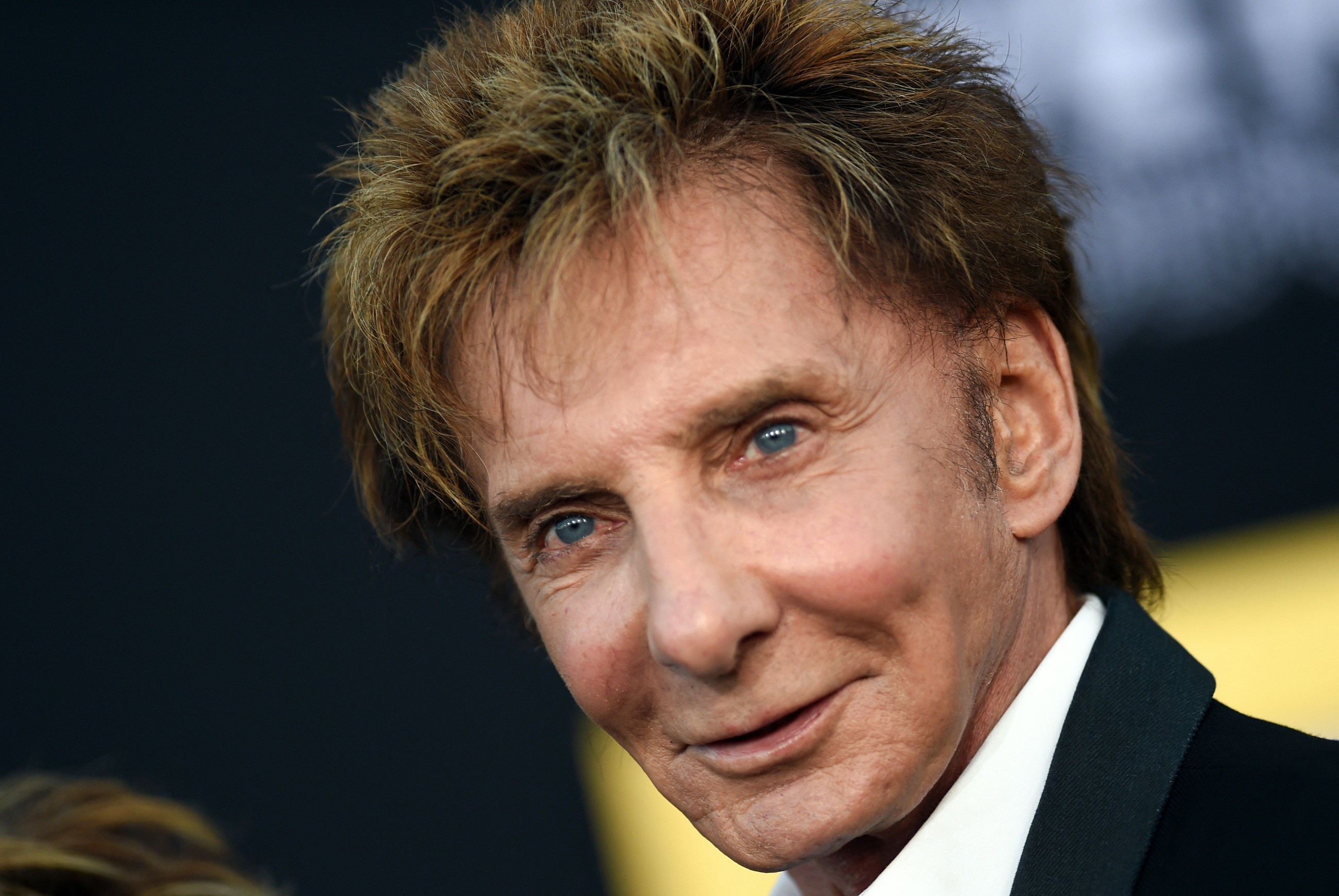 Barry Manilow cancels Las Vegas shows