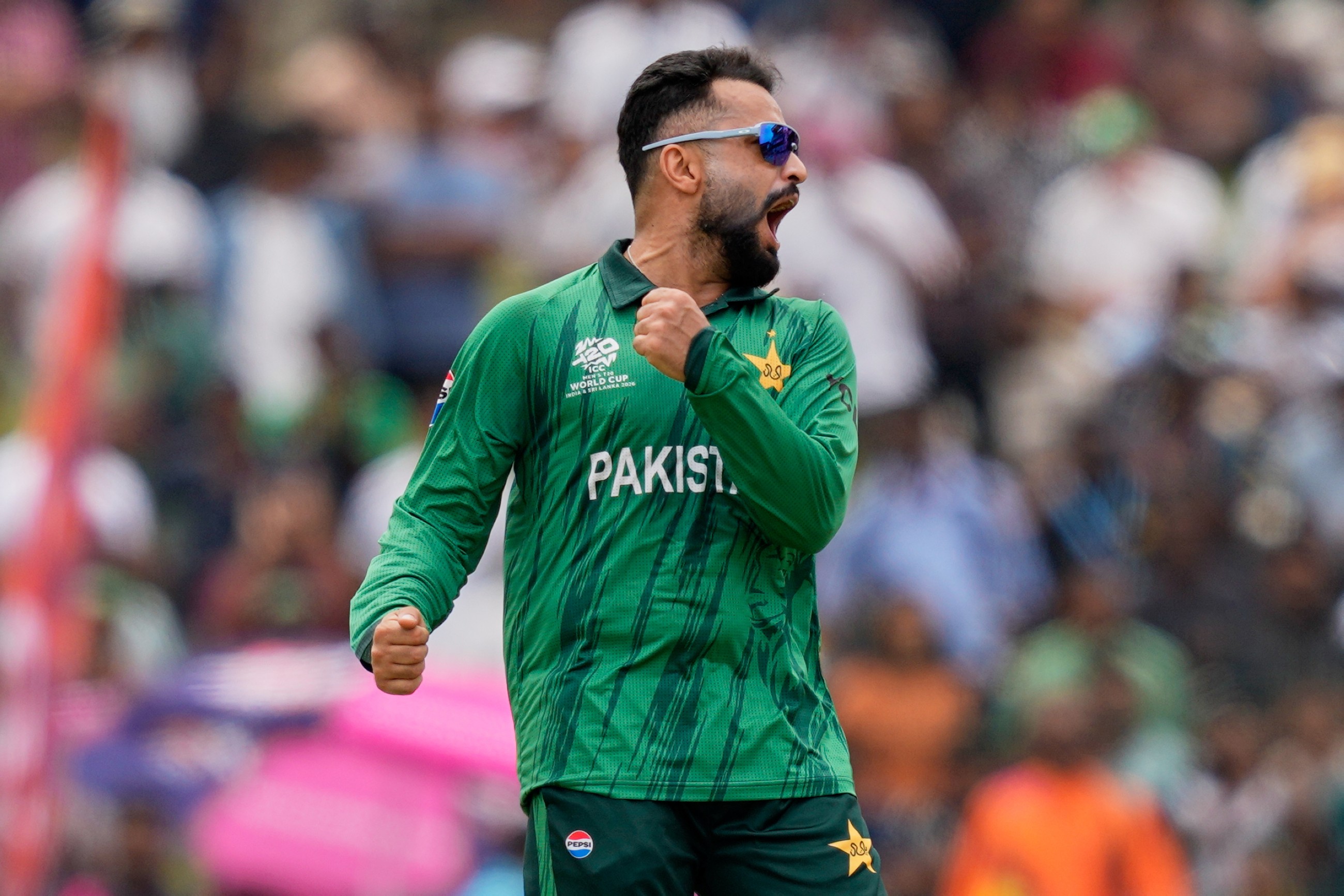 Pakistan bowl out Netherlands for 147 in T20 World Cup opener