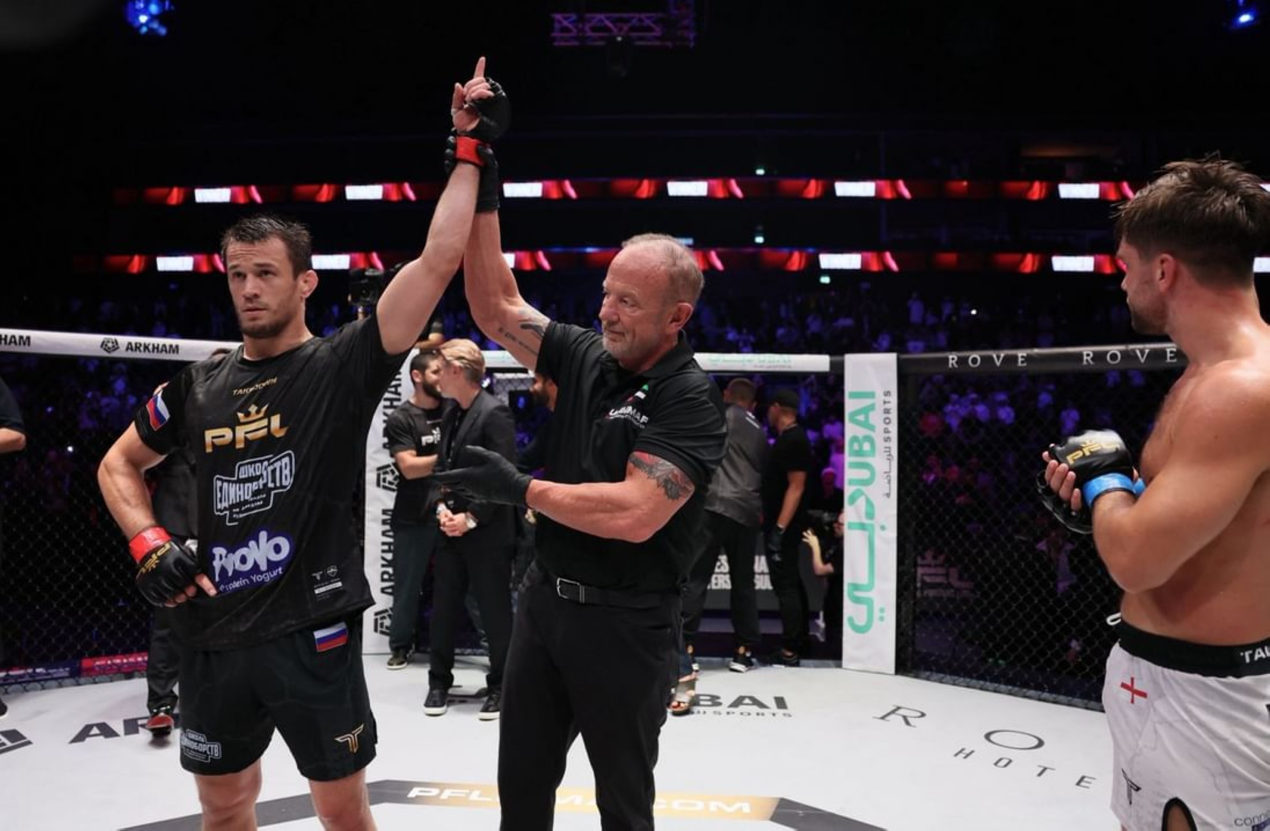 Usman retains PFL lightweight title with submission victory over Davis