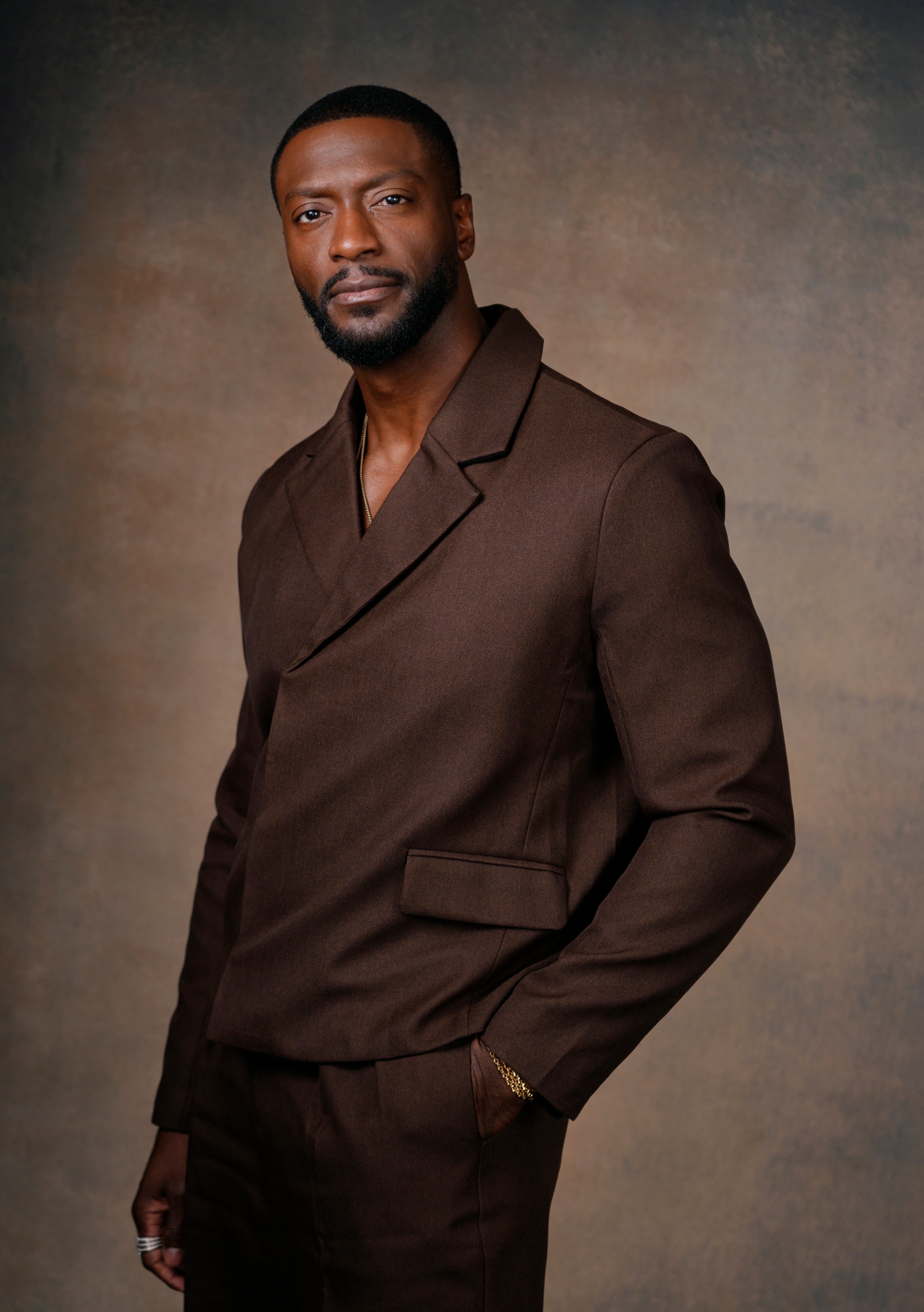 Aldis Hodge gets candid about his on-set book club and action scenes