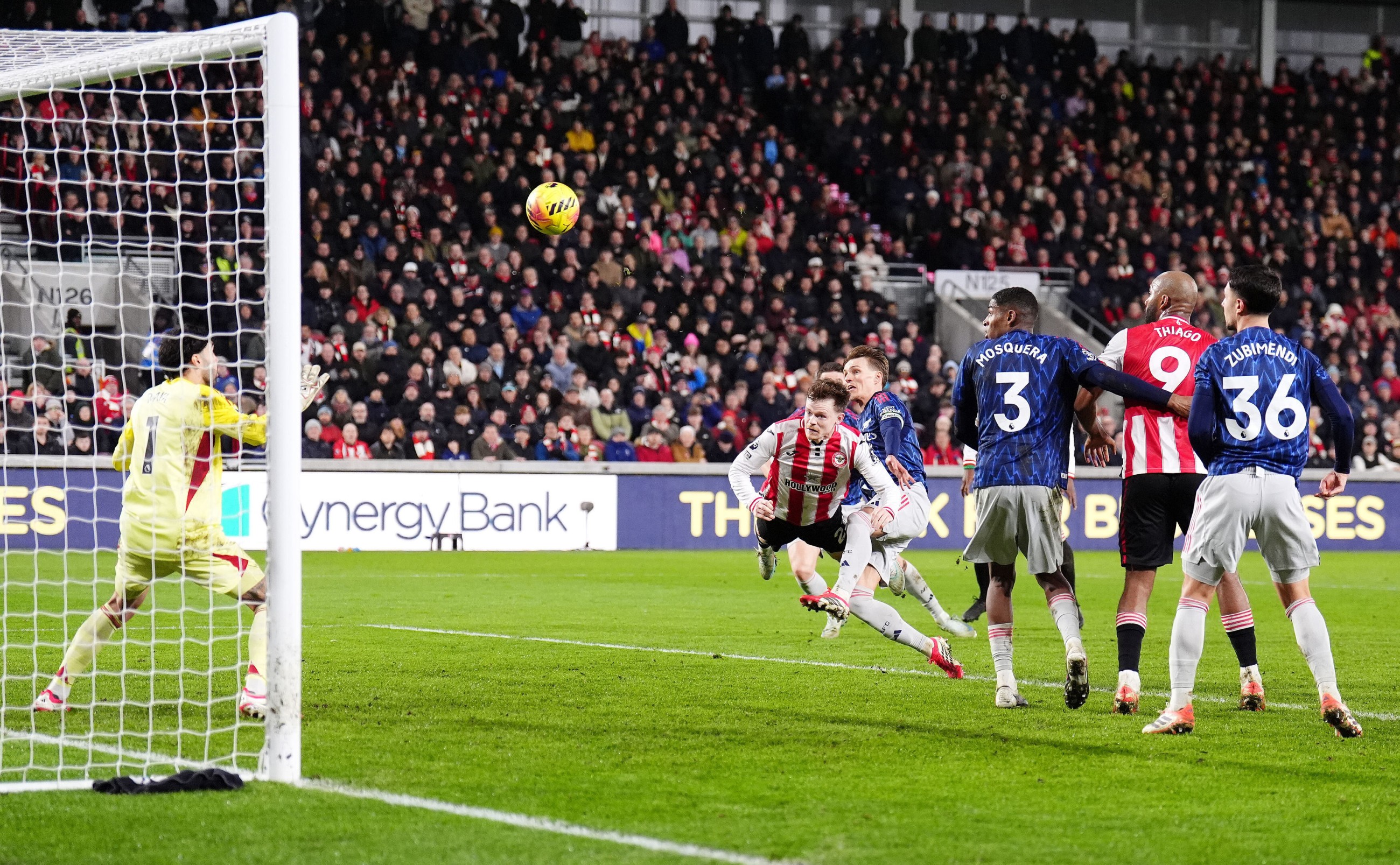 Arsenal and City eye trophy haul, Macclesfield seek another &lsquo;miracle&rsquo;