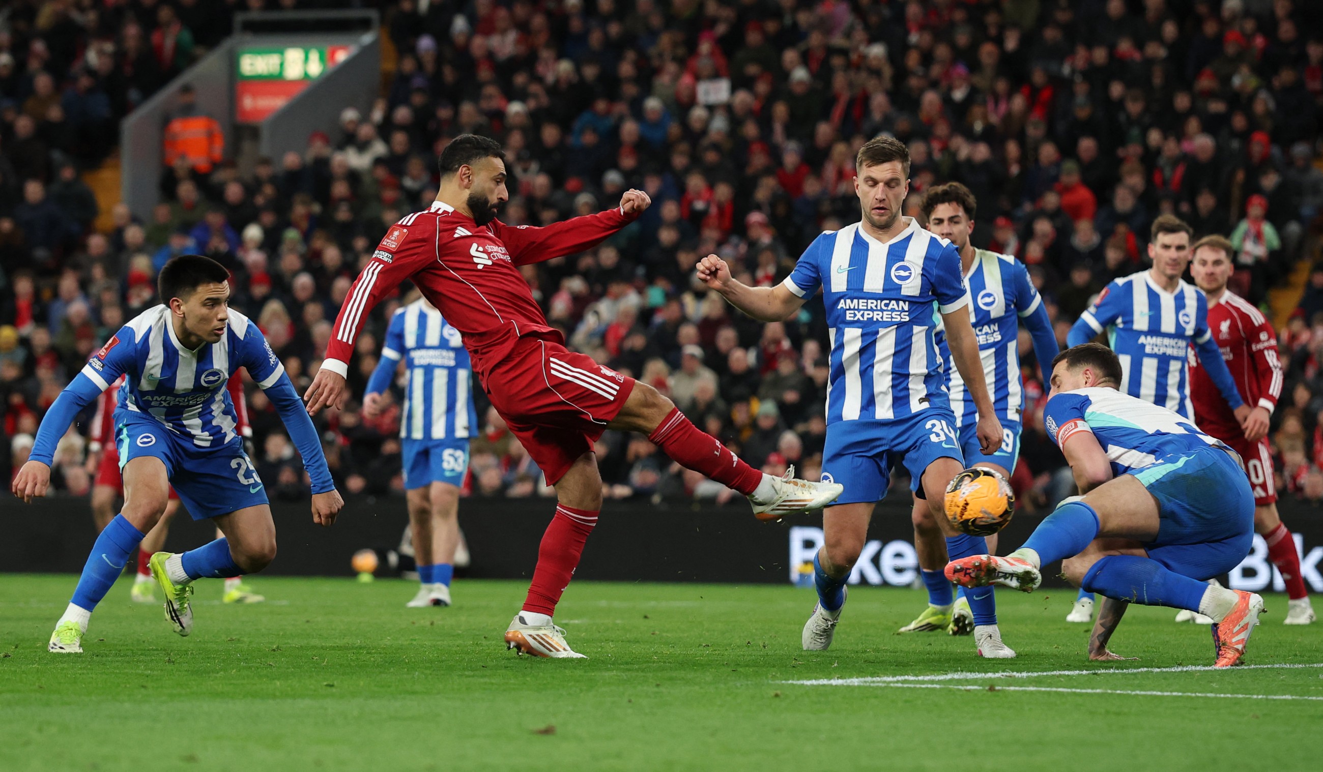 Liverpool cruise into FA Cup 5th round, Newcastle knock out Villa