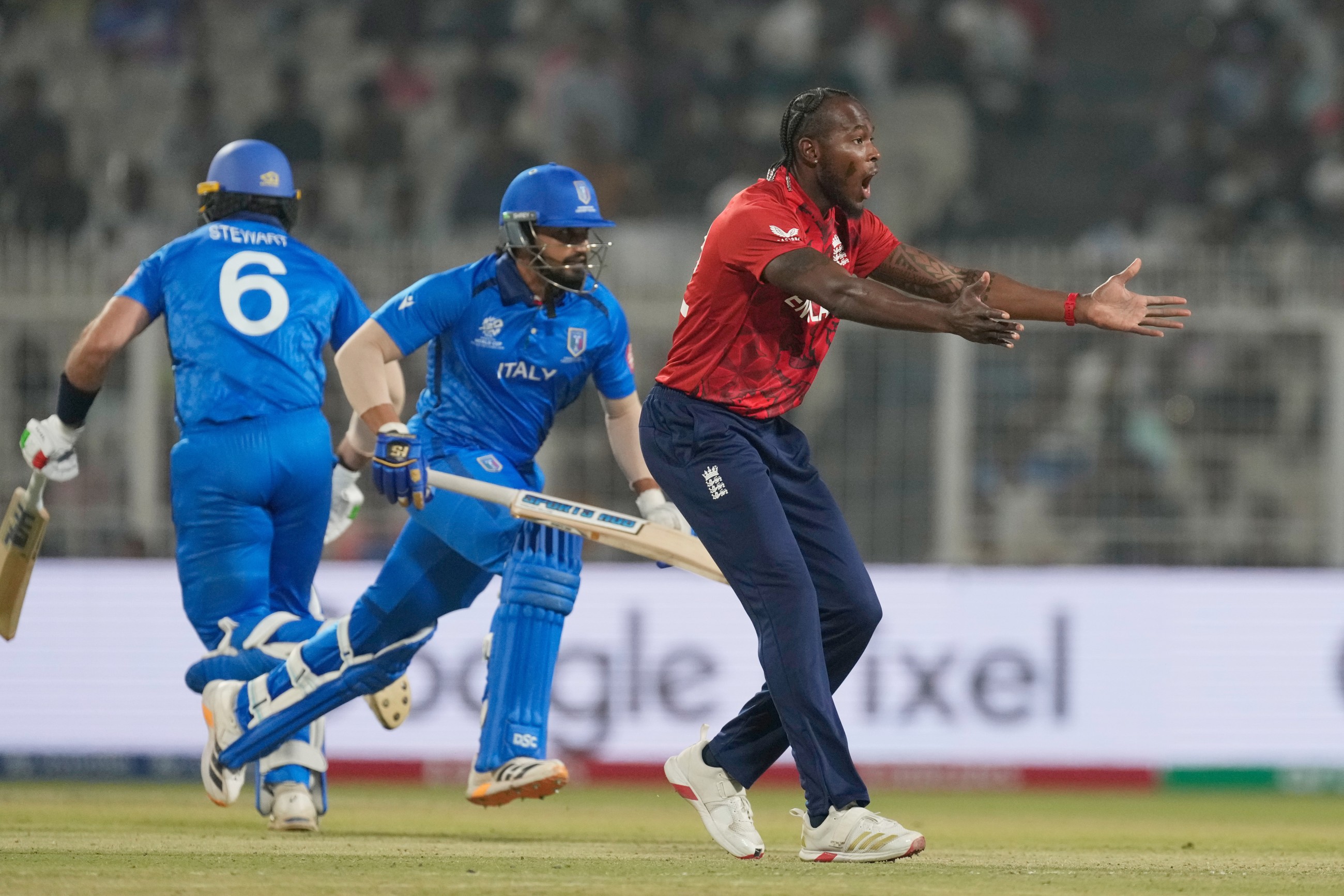England survive Italy scare to reach Super Eights at T20 World Cup, Afghanistan register first win