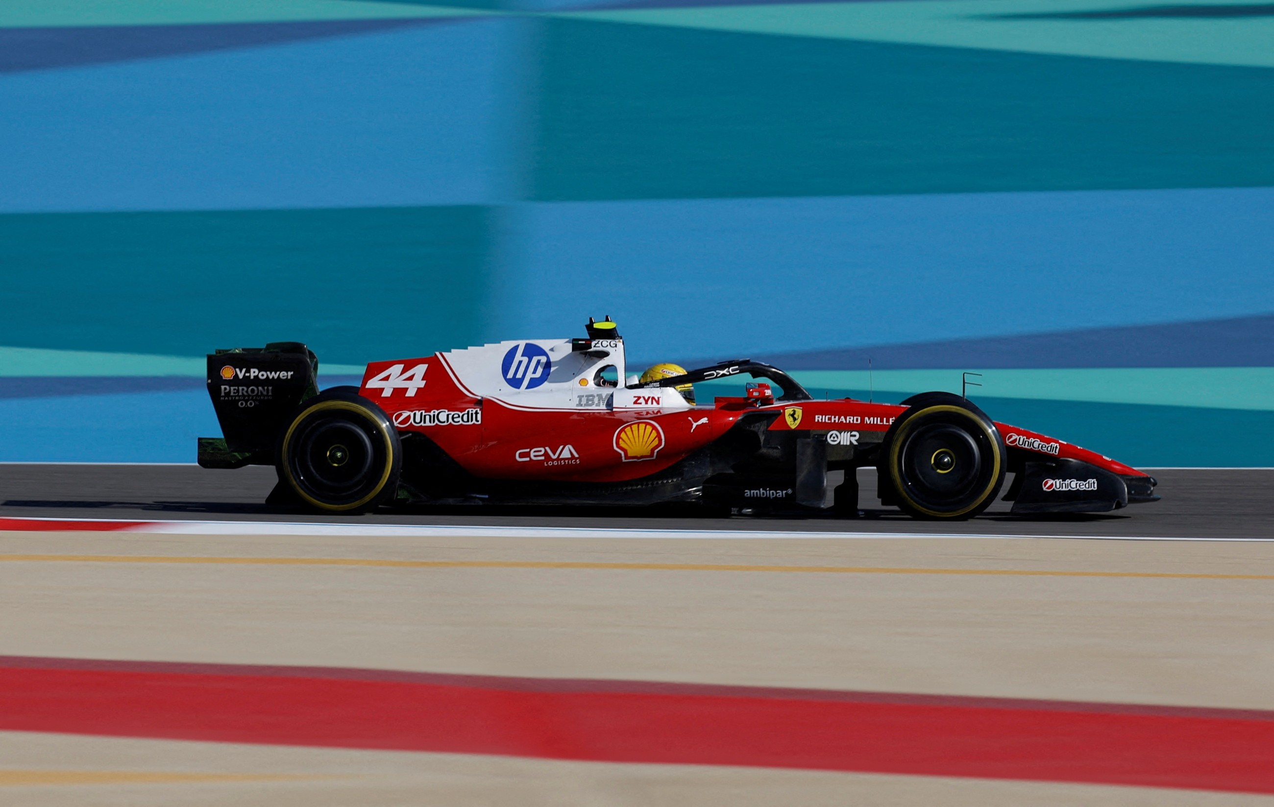 Hamilton says he forgot who he was but has re-set for new season  