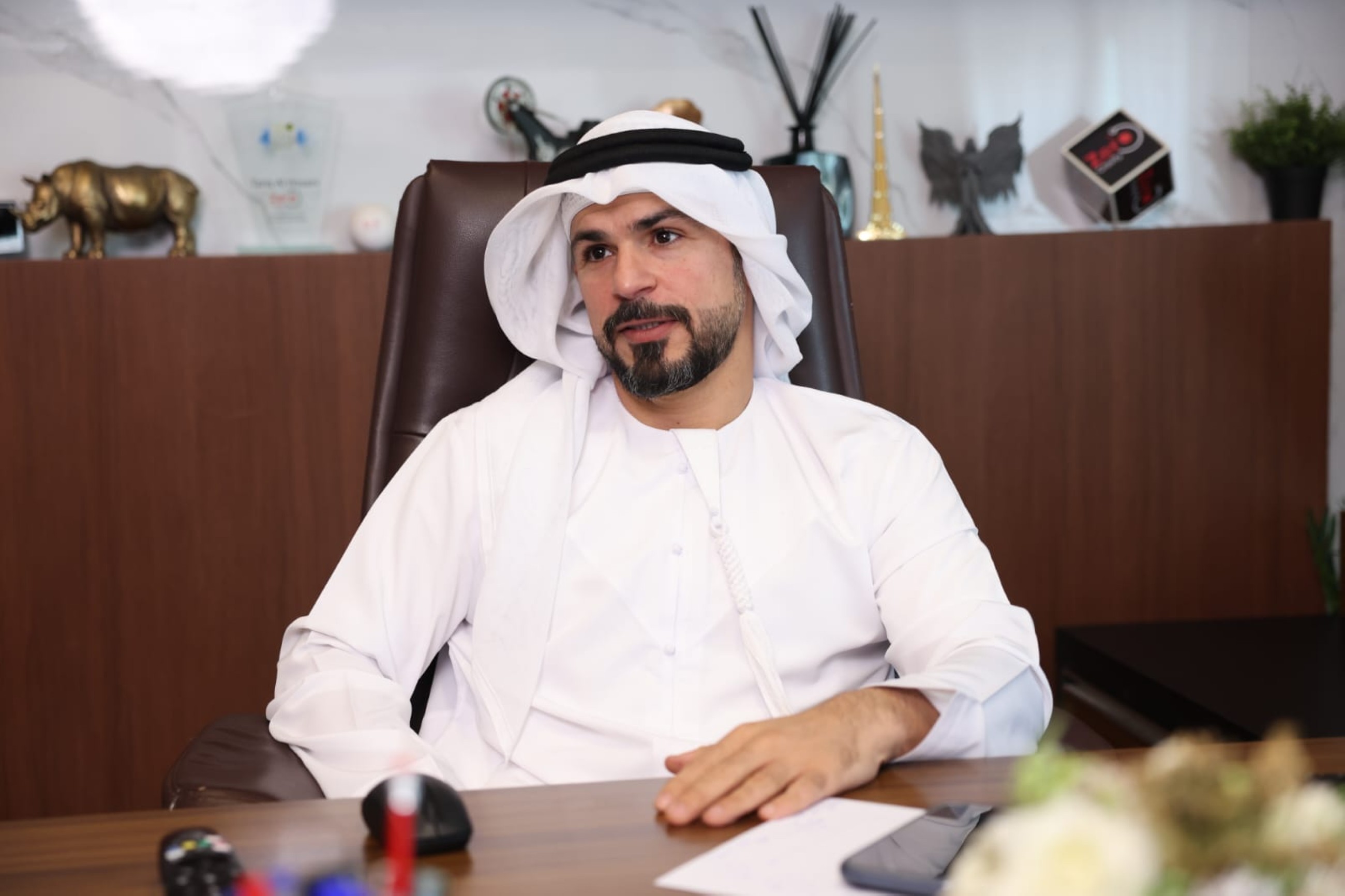 Attention Hunters: Children in the web of algorithms and the digital addiction industry 