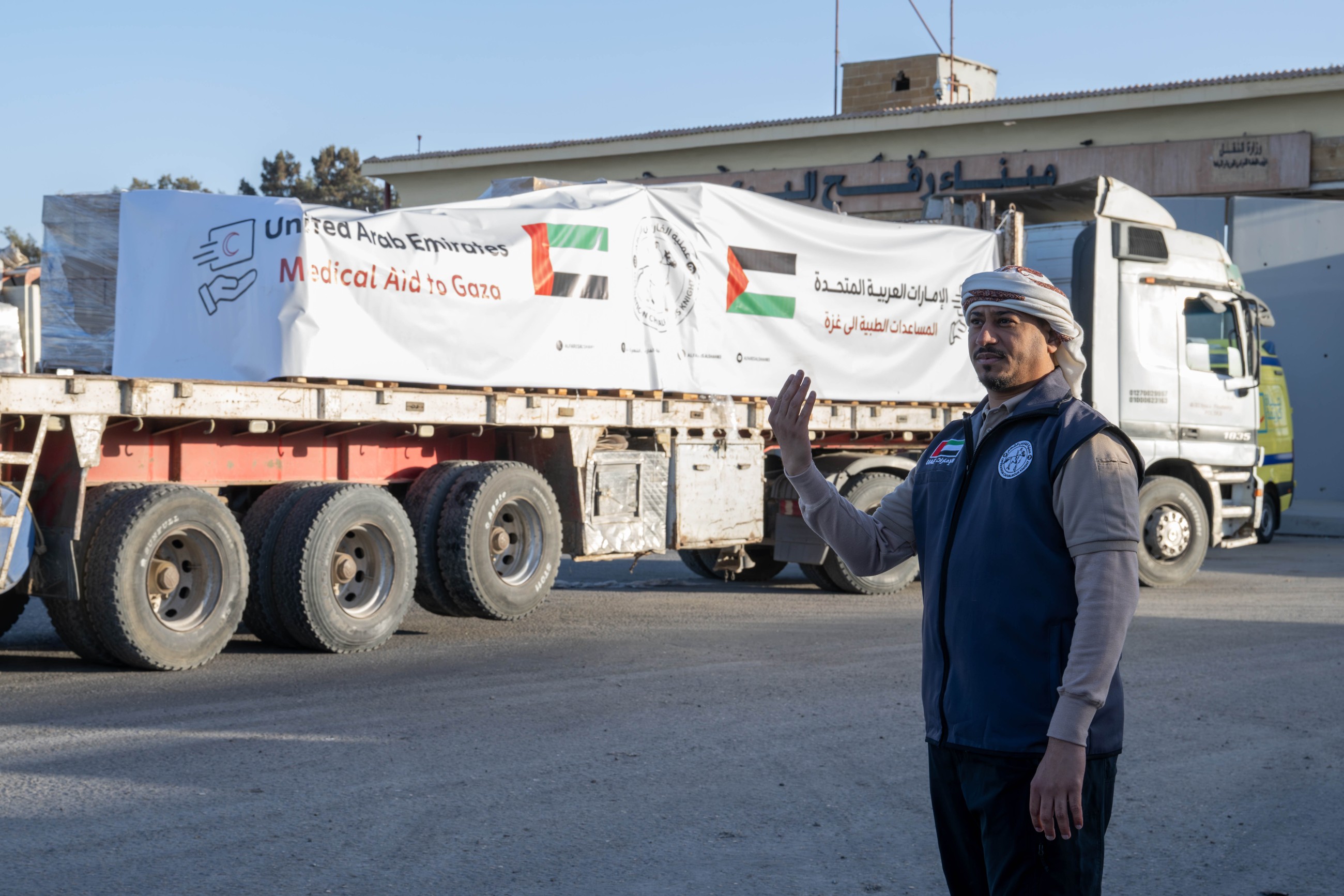 UAE's humanitarian, medical aid convoys arrives in Gaza