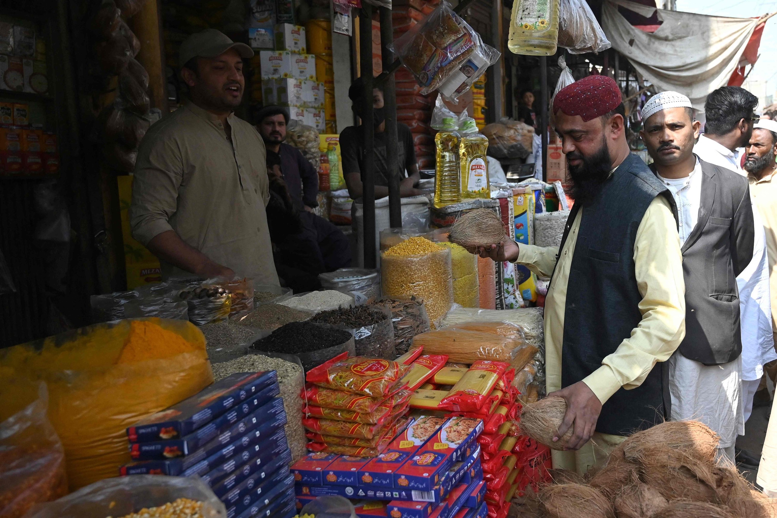 'I will go:' Bengalis living in Pakistan optimistic for family reunions