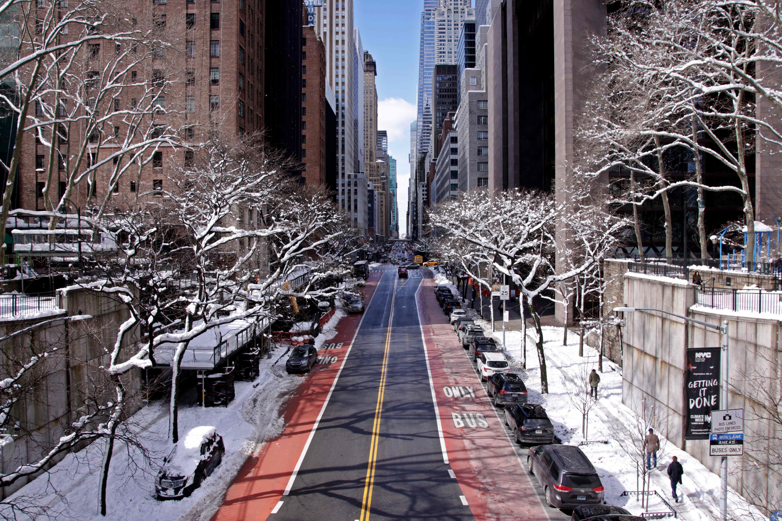 Snow havoc keeps millions at home in US