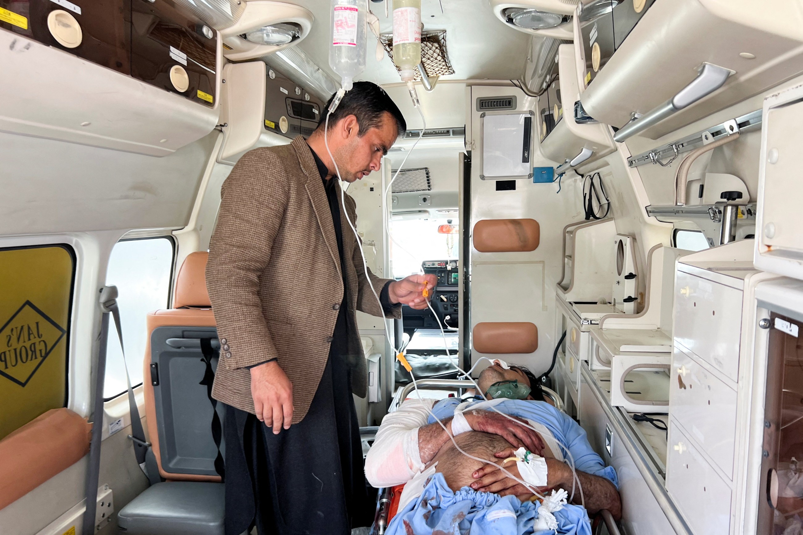 Pakistan wary of militant attacks after Afghanistan air strikes