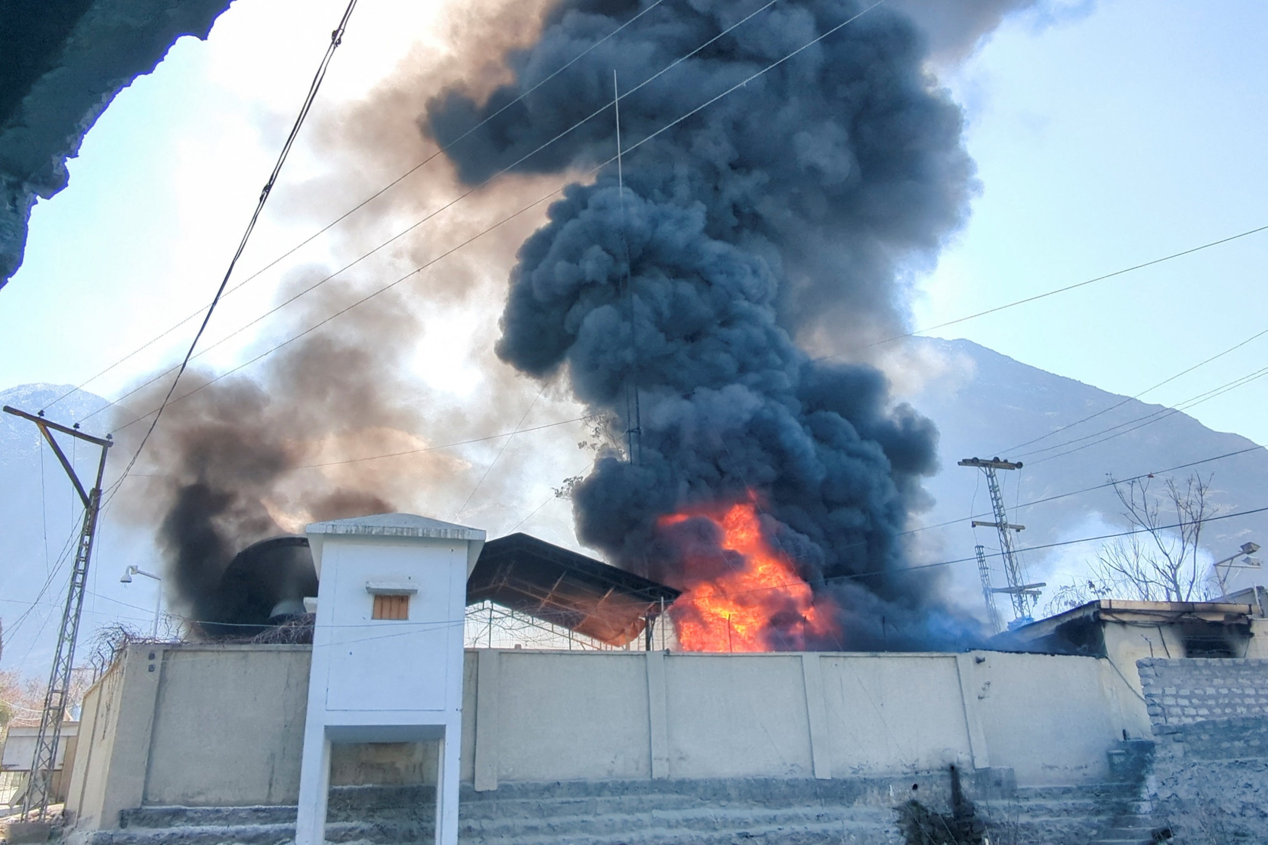 Military called to northern Pakistani cities of Gilgit and Skardu after deadly pro-Iran protests